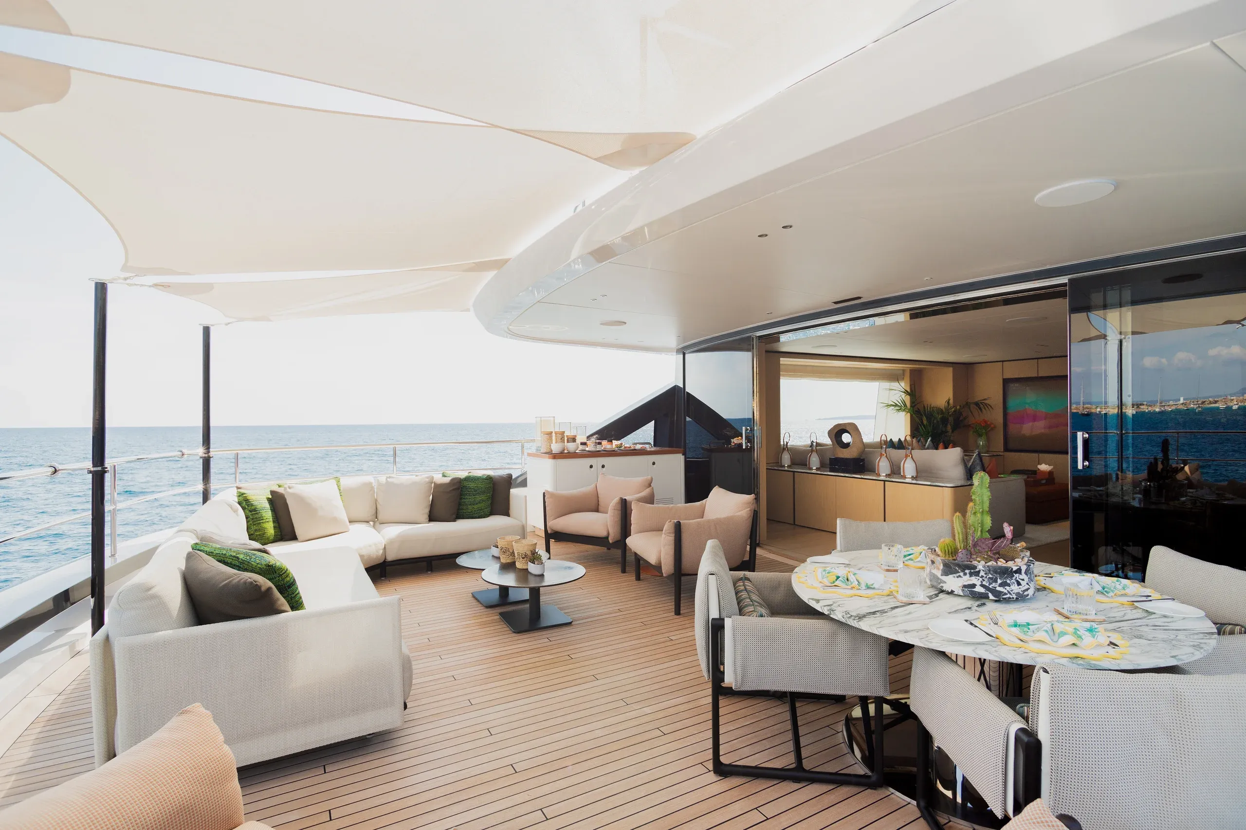 Benetti 40.8m (photograph 3)