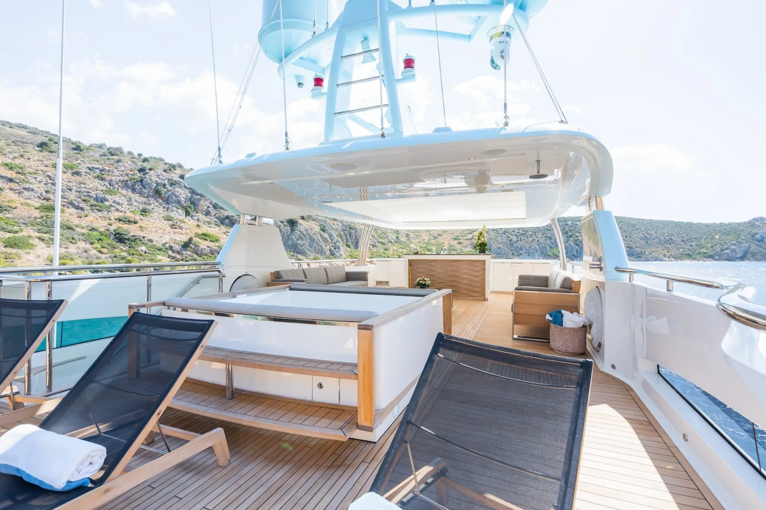 Princess Yachts 40m (photograph 4)