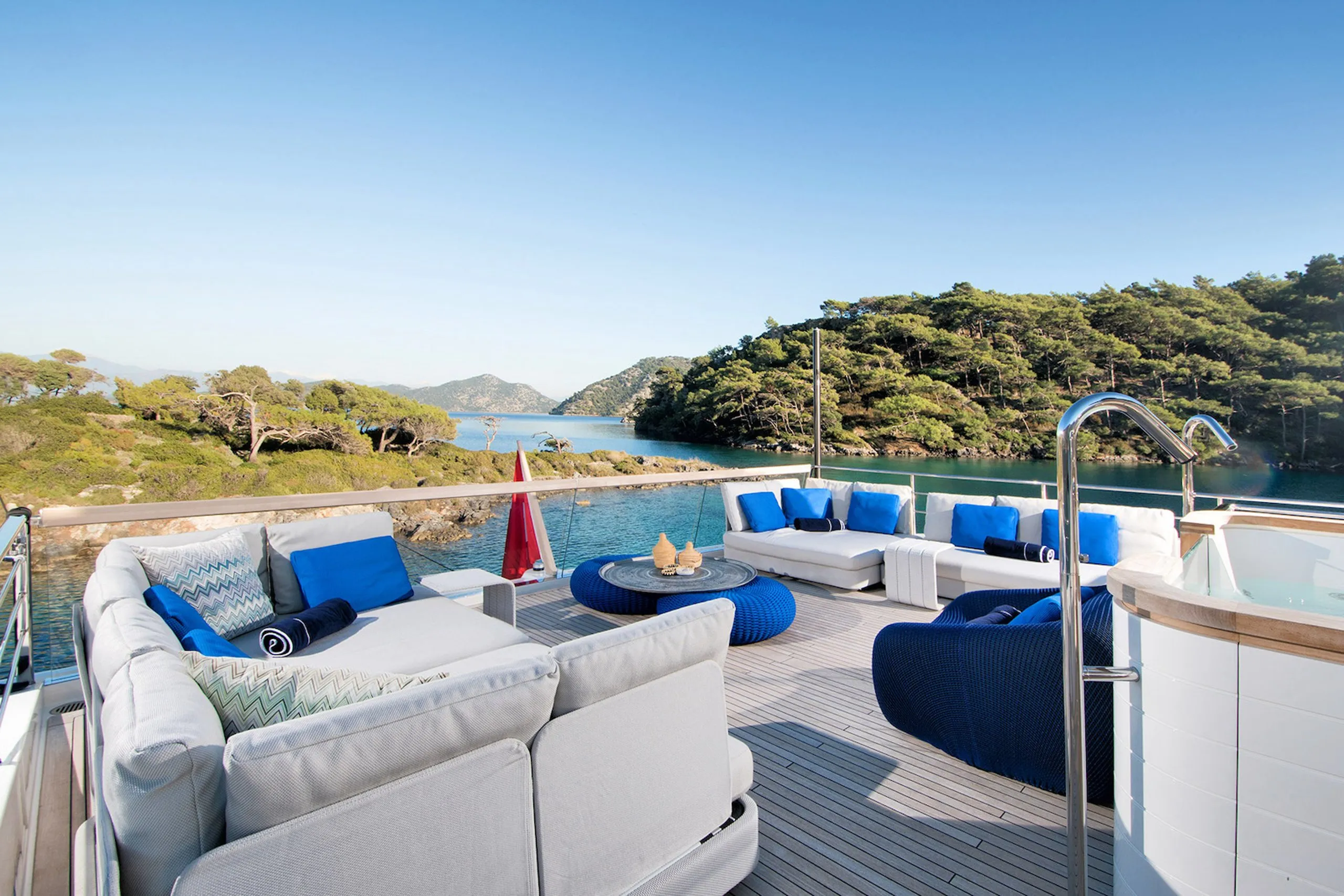 Sanlorenzo 36.5m (photograph 4)