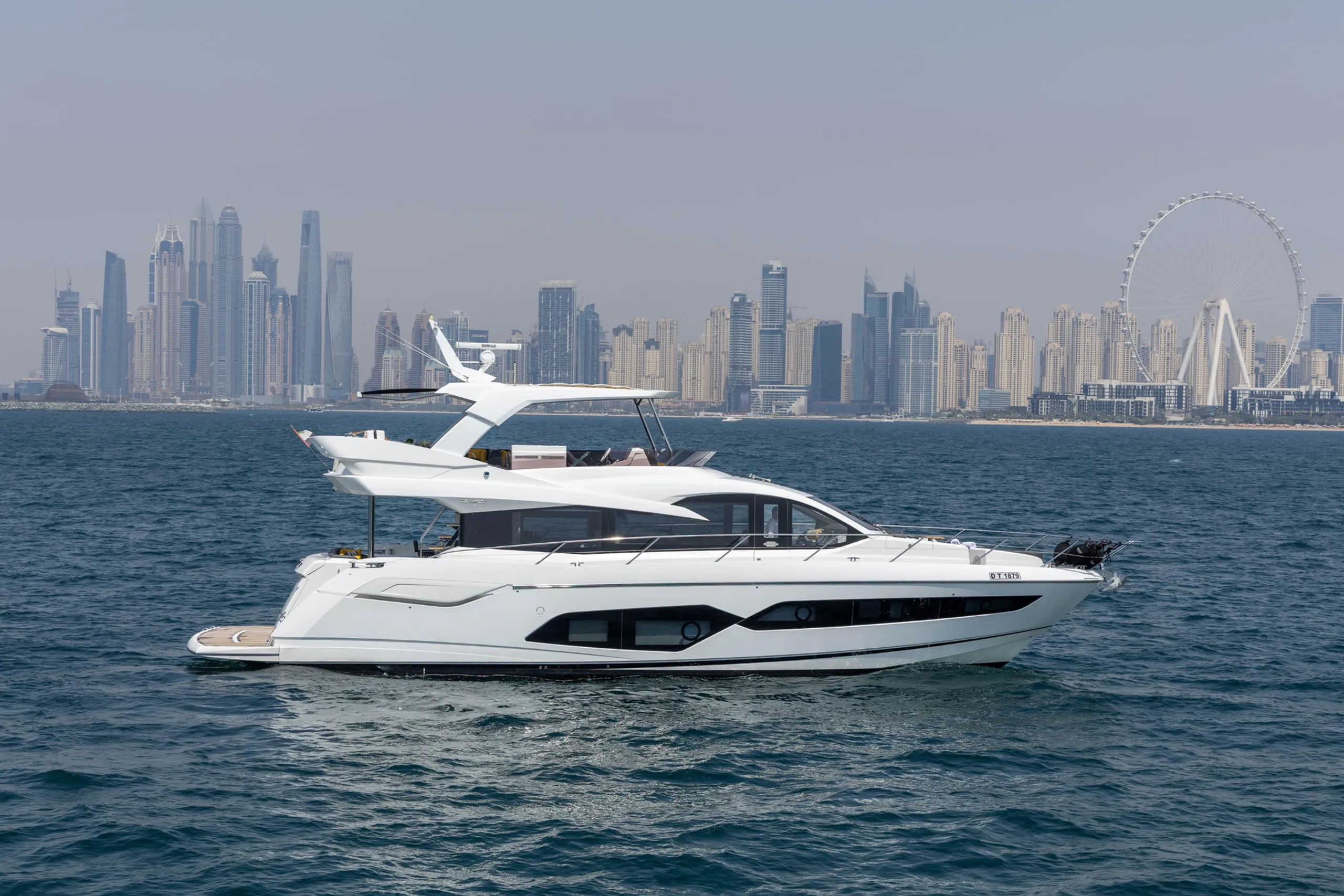 Sunseeker 22m - Photograph 1