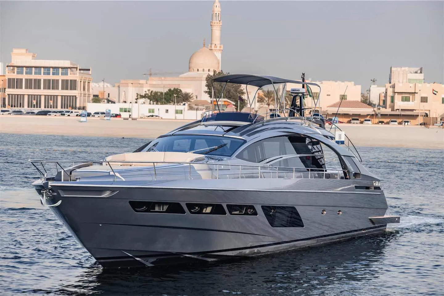 Pershing 26m - Photograph 1