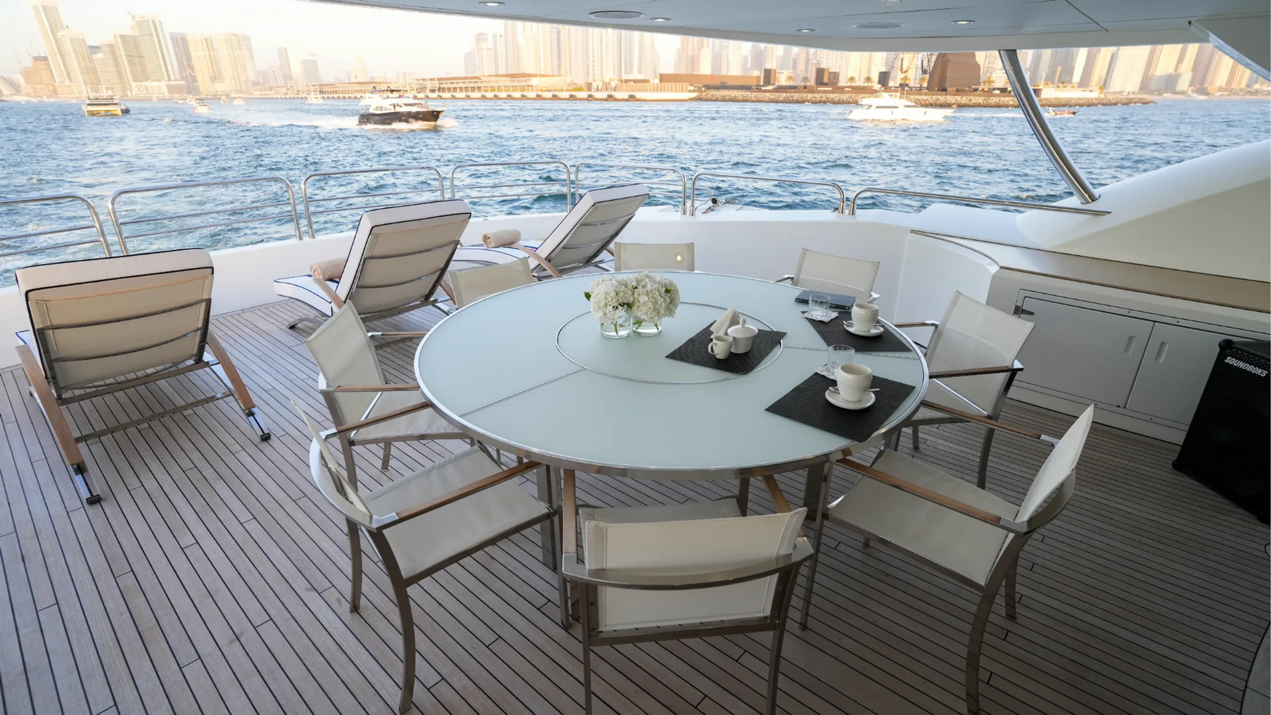 Sunseeker 40m - Photograph 6
