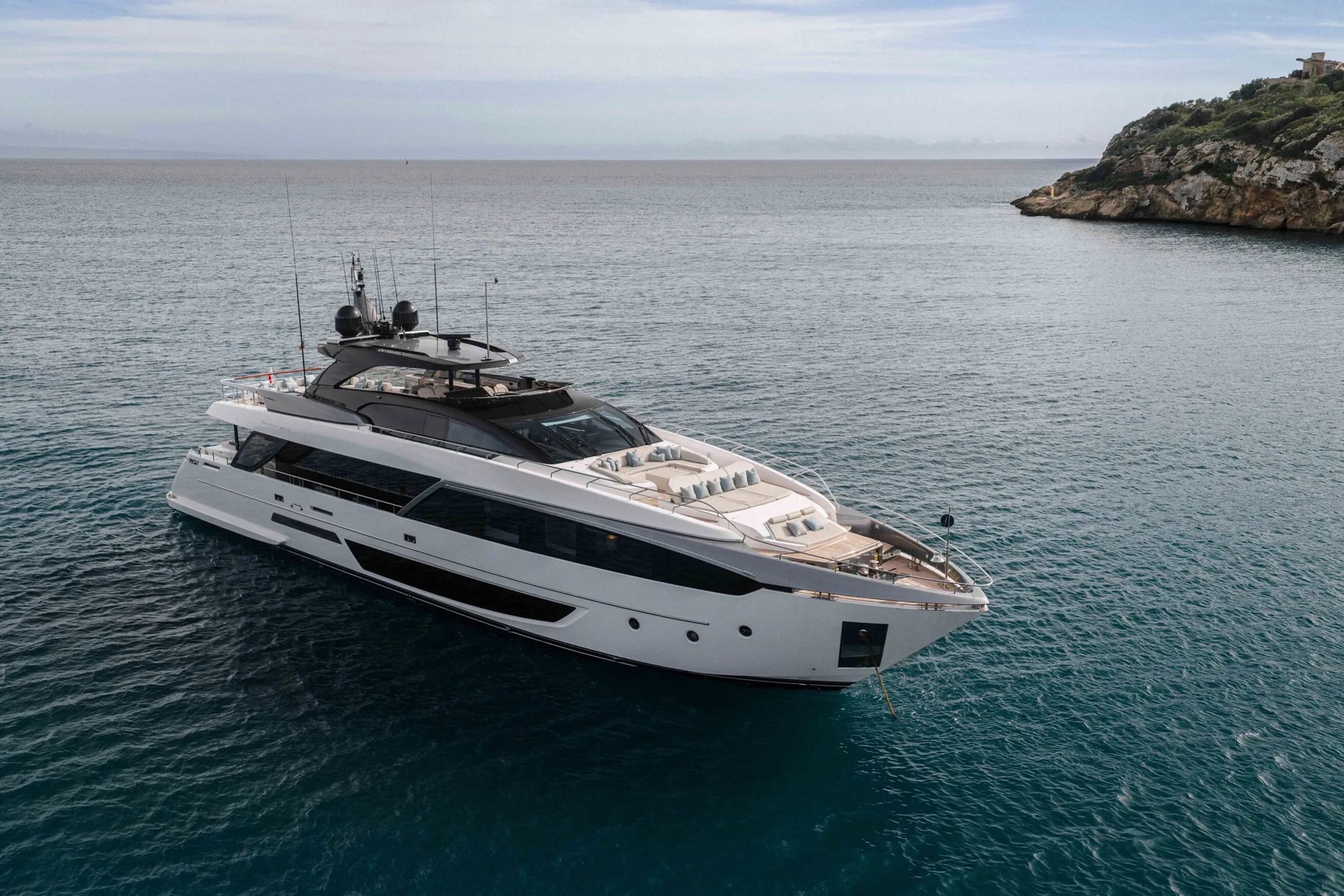 Riva 34m - Photograph 1
