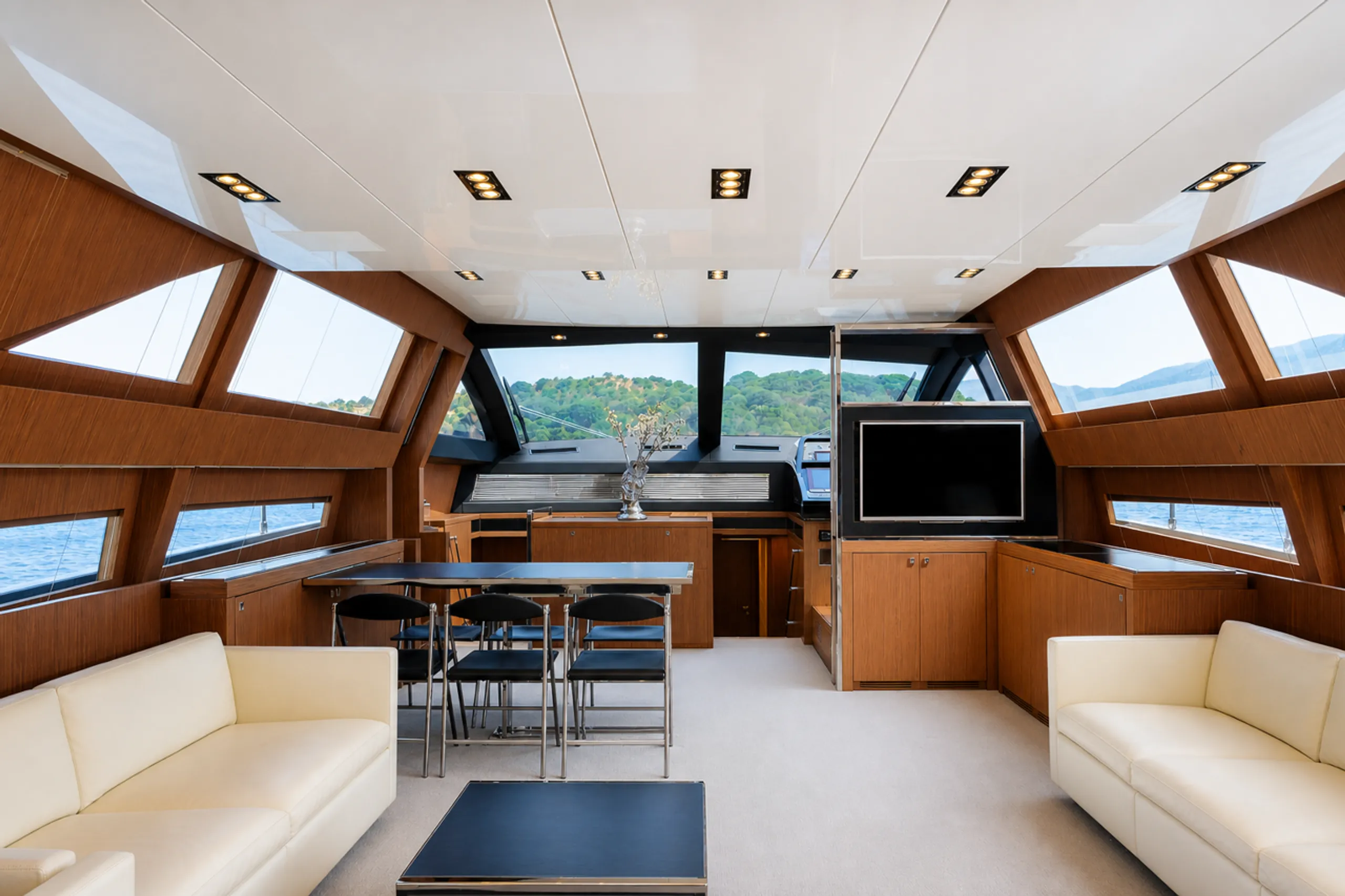 Riva 27m - Photograph 5
