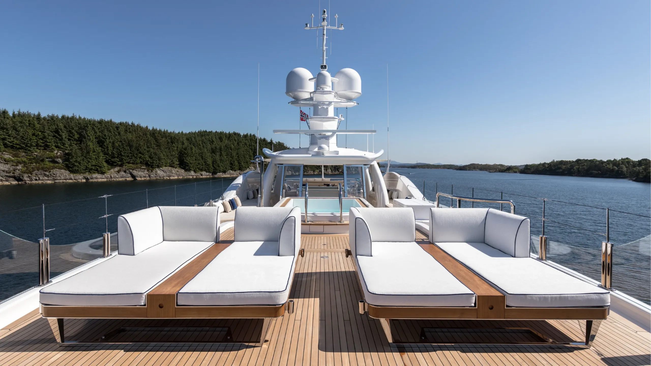 Amels 55m (photograph 5)
