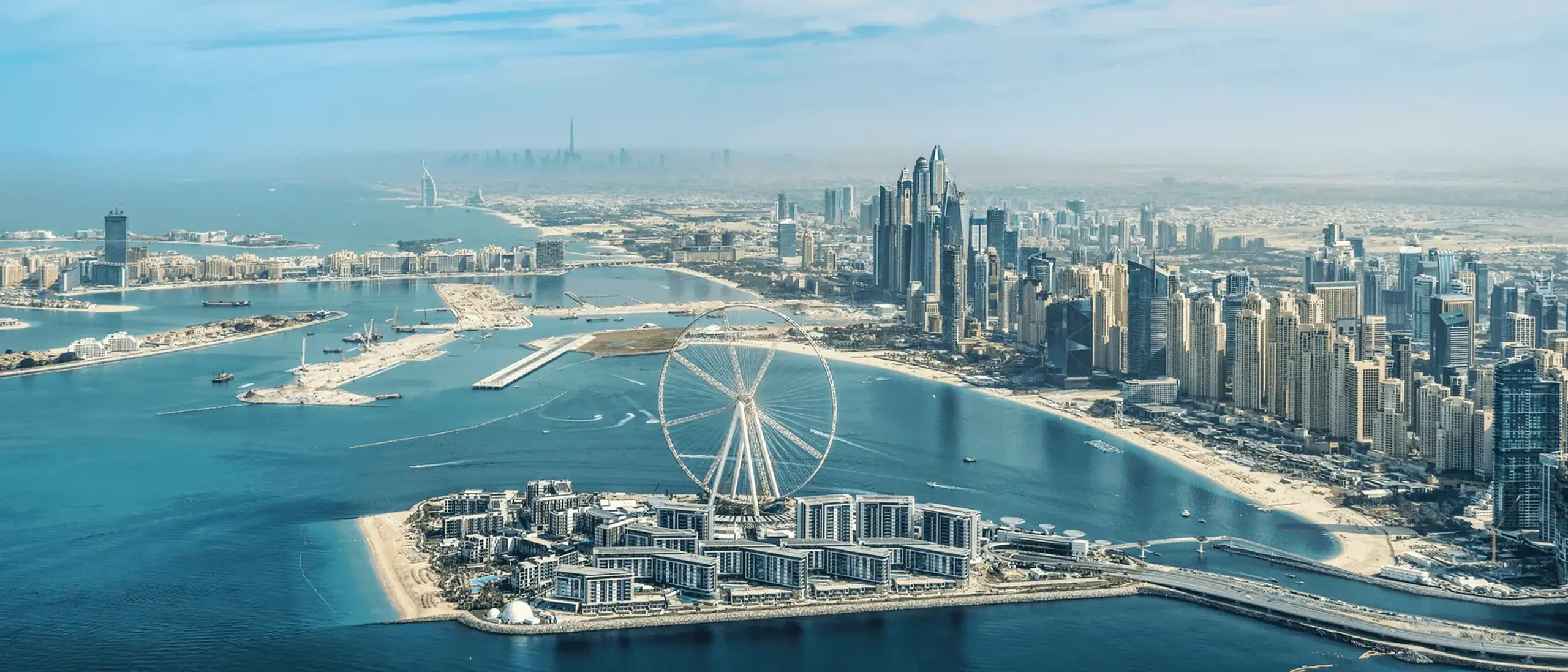 The Dubai yacht charter guide.