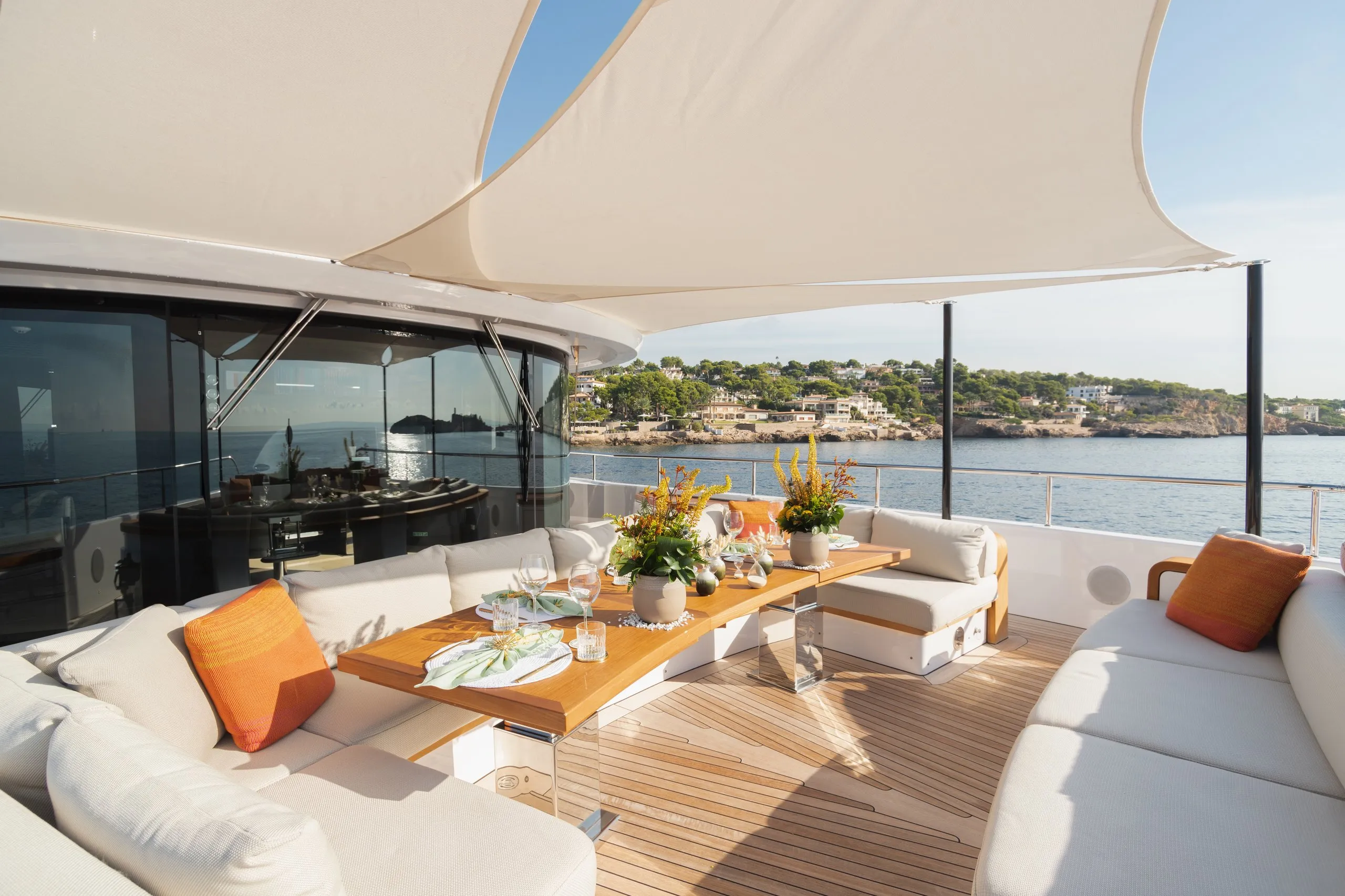 Benetti 40.8m (photograph 6)