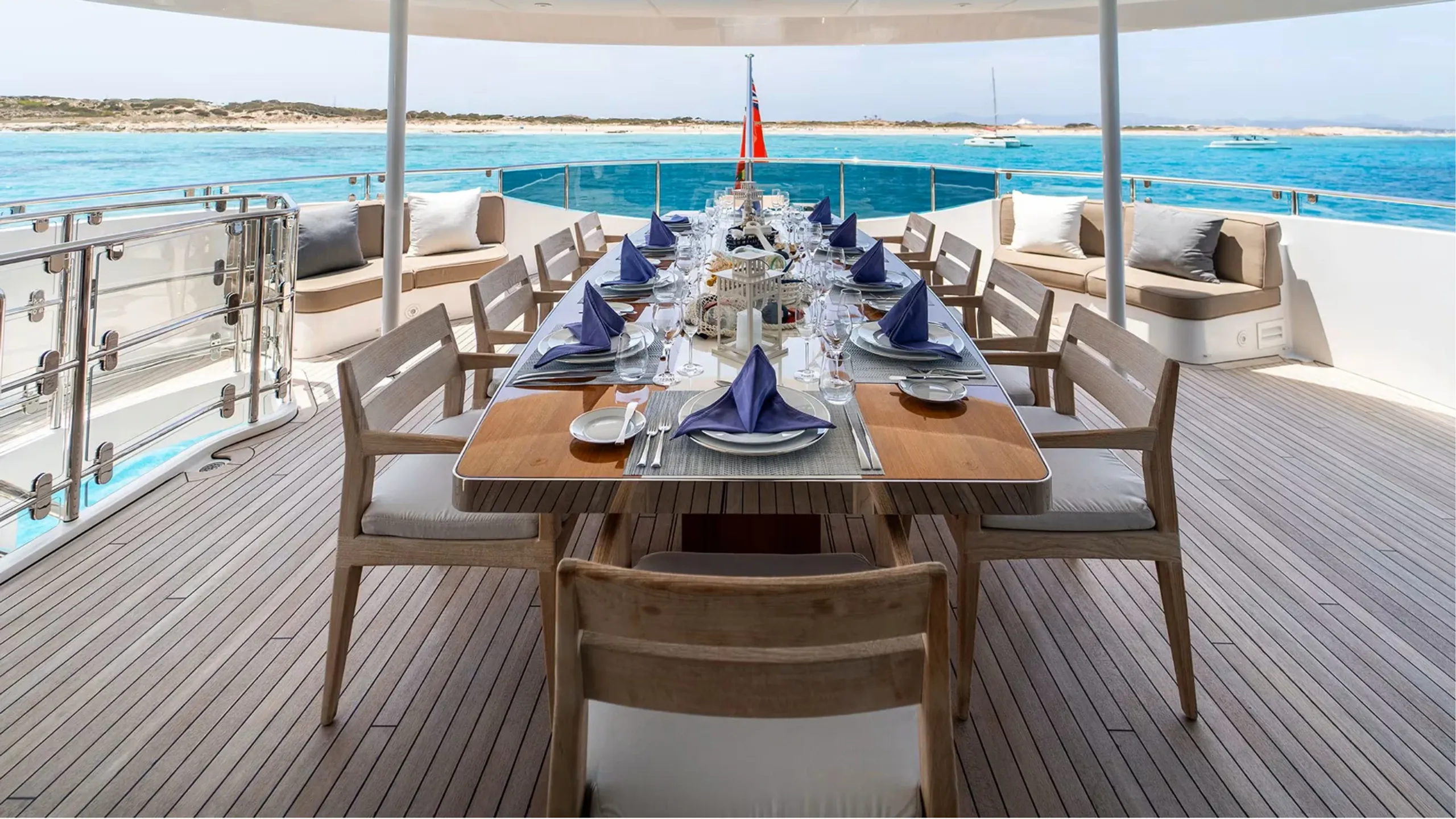 Heesen 46.7m (photograph 4)