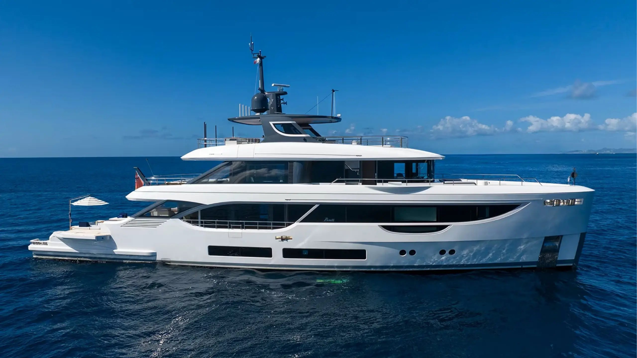 Benetti 34-metre at anchor