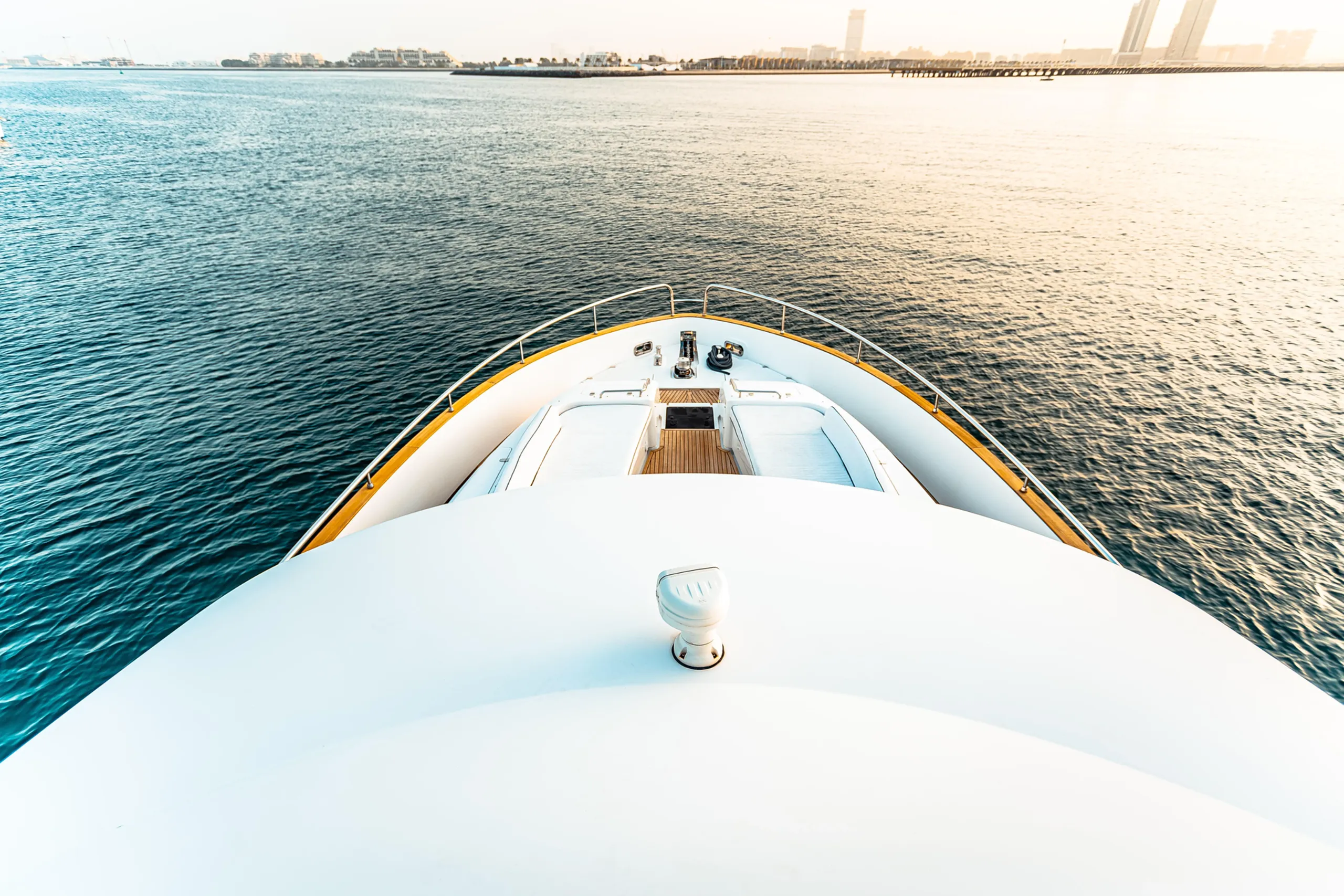 Azimut 20m - Photograph 7