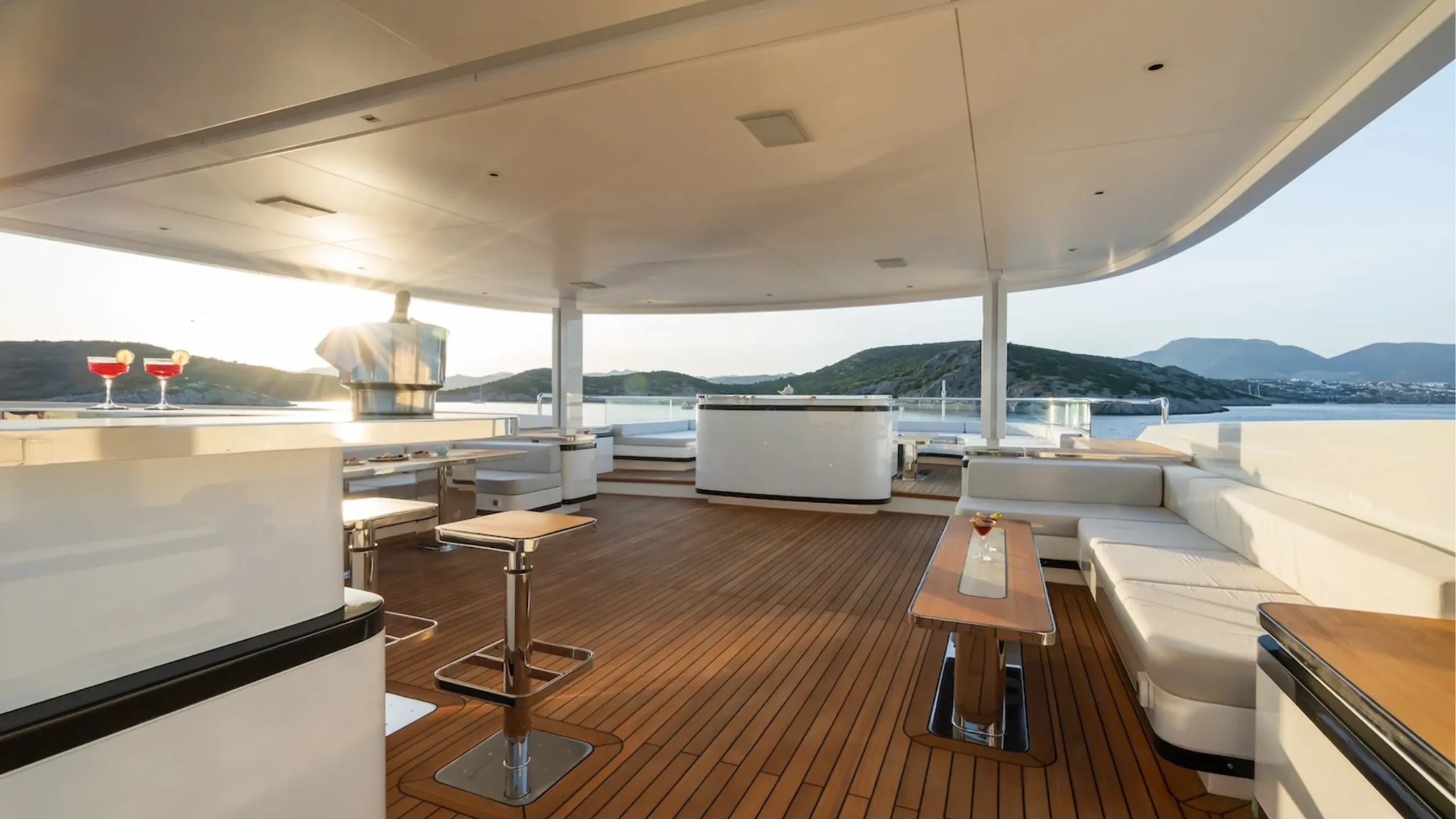 Cmb Yachts 47.5m (photograph 7)