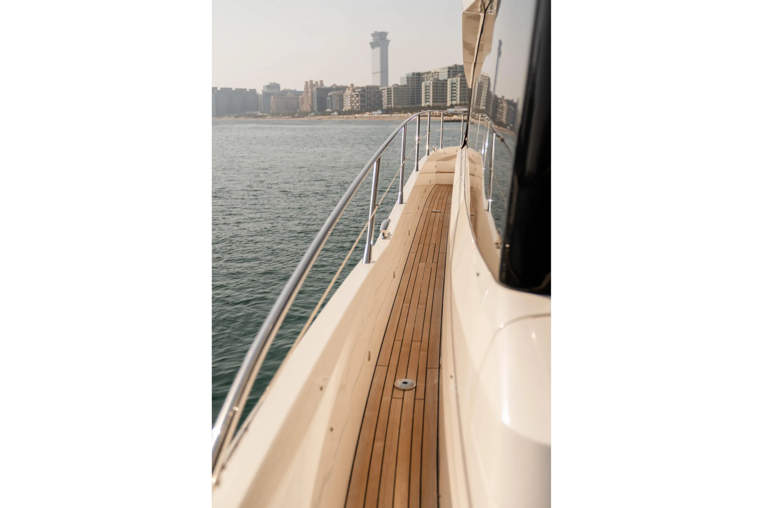Sunseeker 22m - Photograph 7