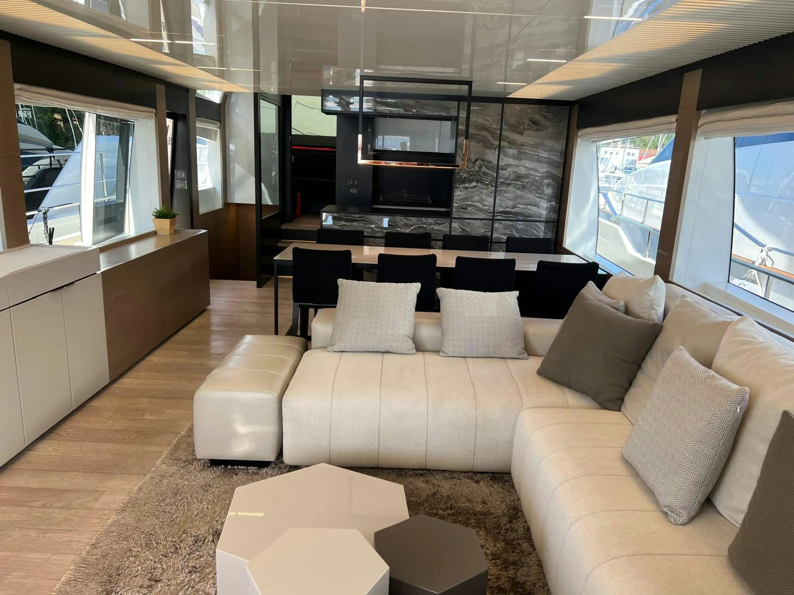 Ferretti 24m - Photograph 2