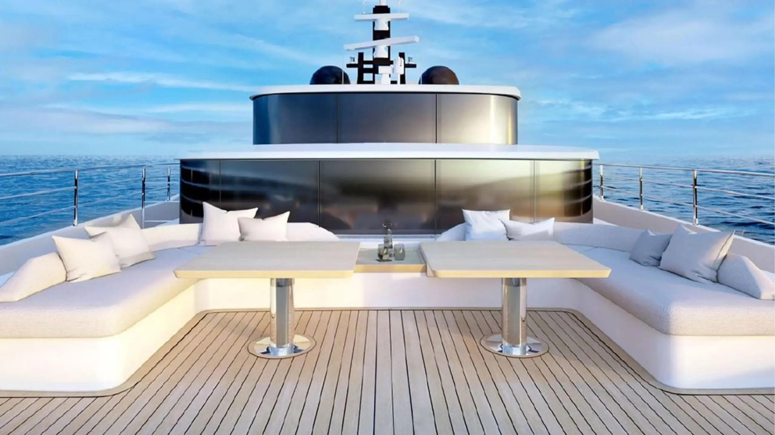 Majesty Yachts 33m — photograph 4