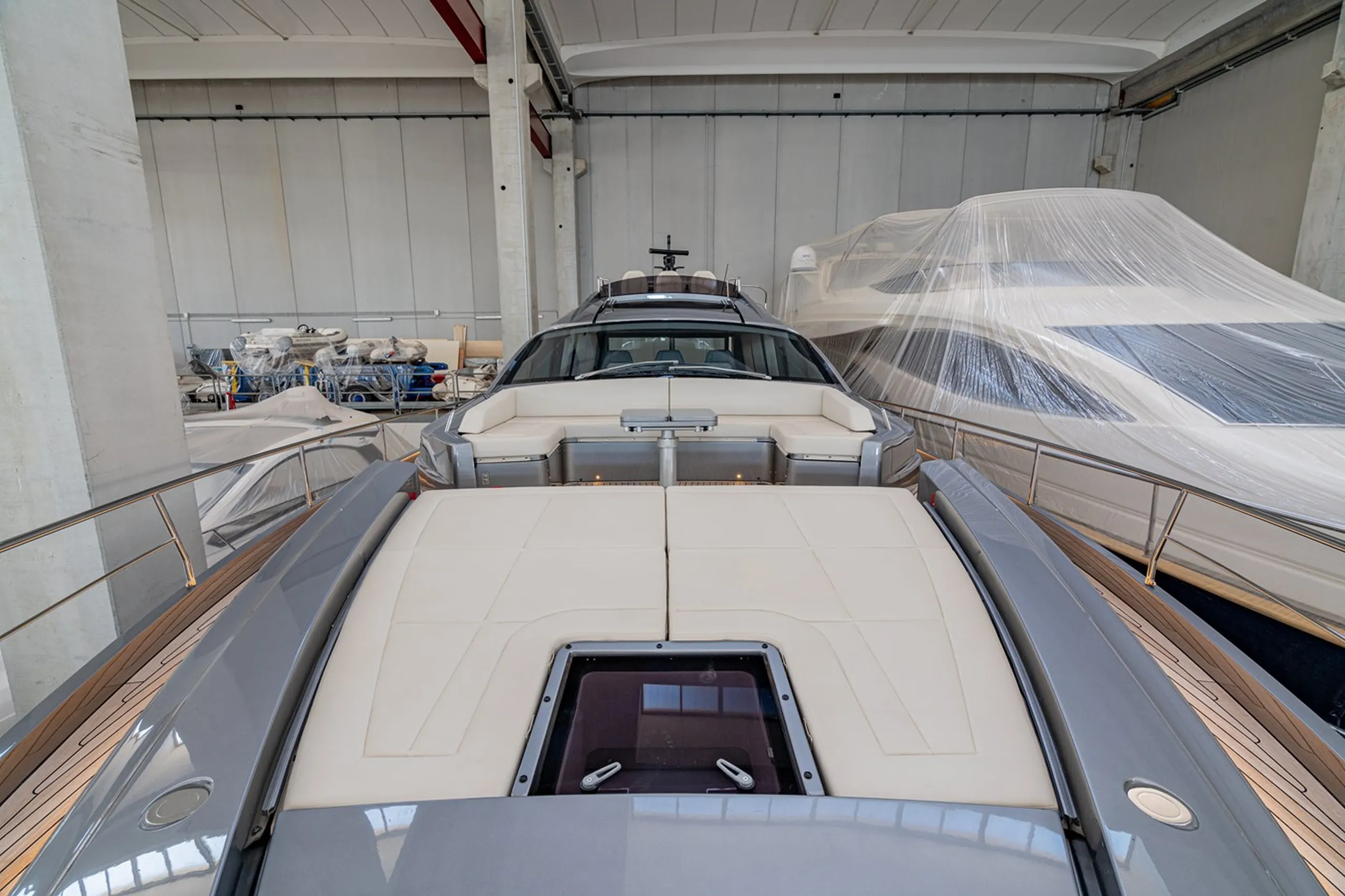 Pershing 26m - Photograph 9