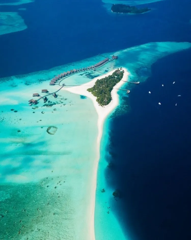 White sandbank surrounded by turquoise waters in the Indian Ocean