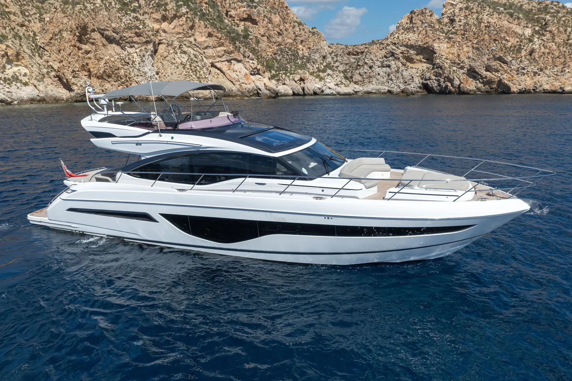 Princess Yachts 20m - Photograph 1