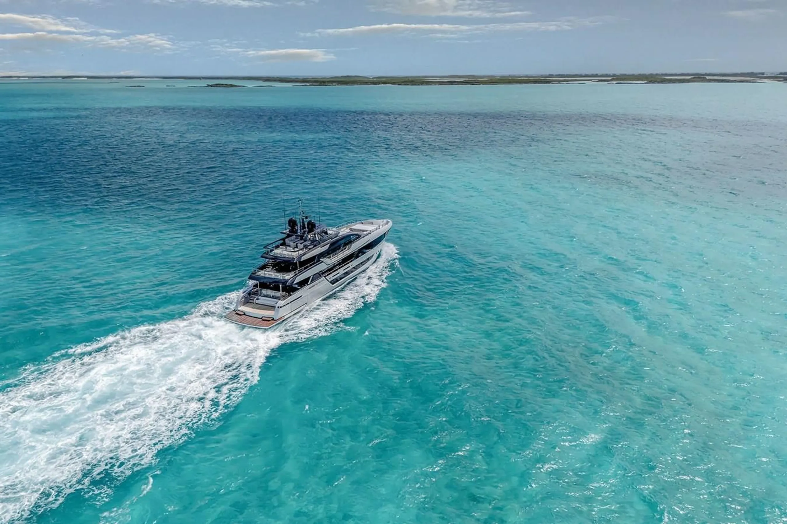 Riva 40m - Photograph 3