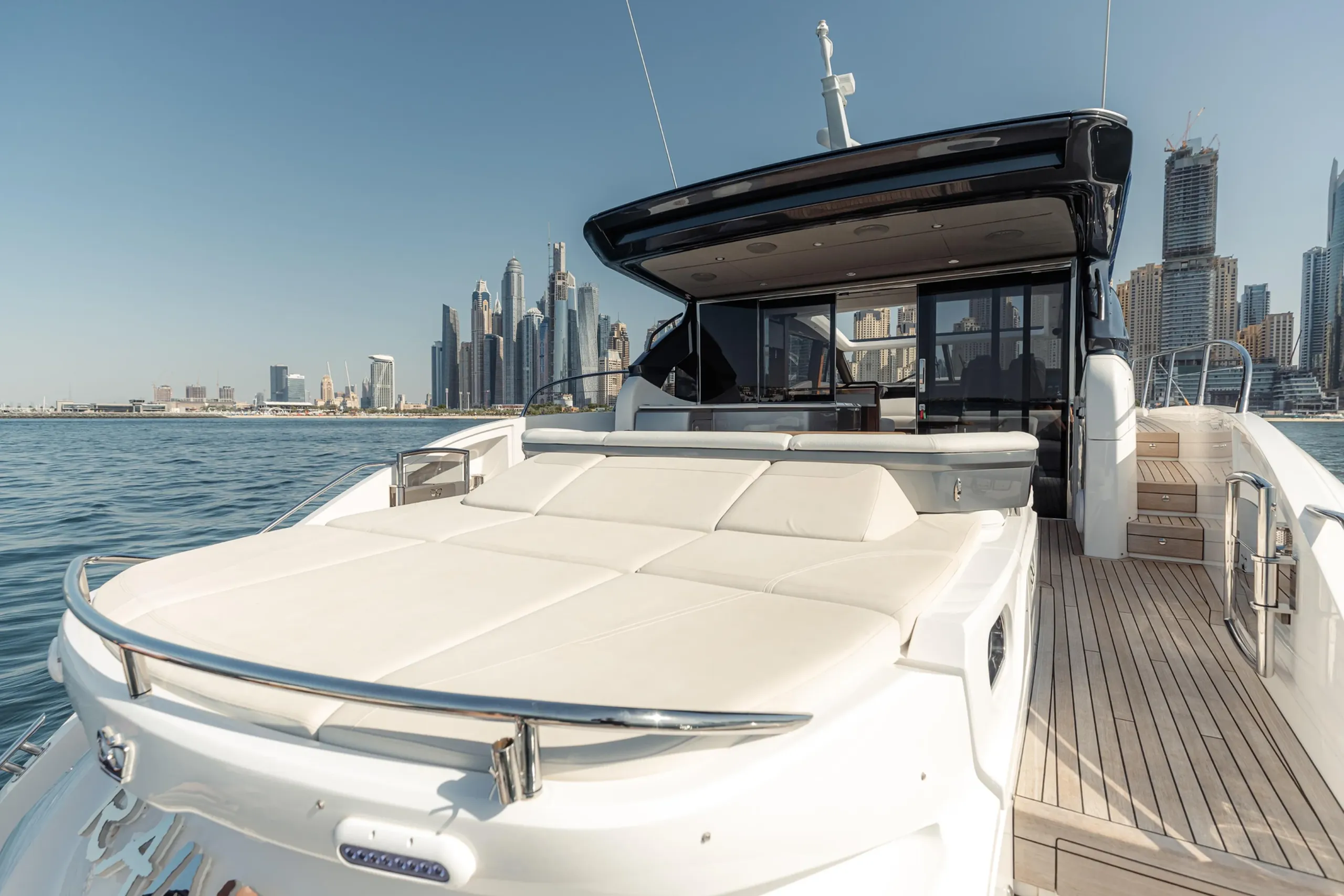 Princess Yachts 19m - Photograph 3