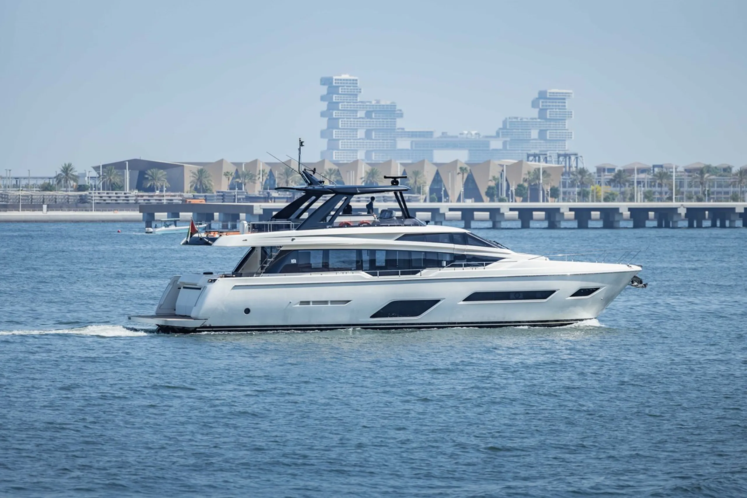 Ferretti 24m - Photograph 5