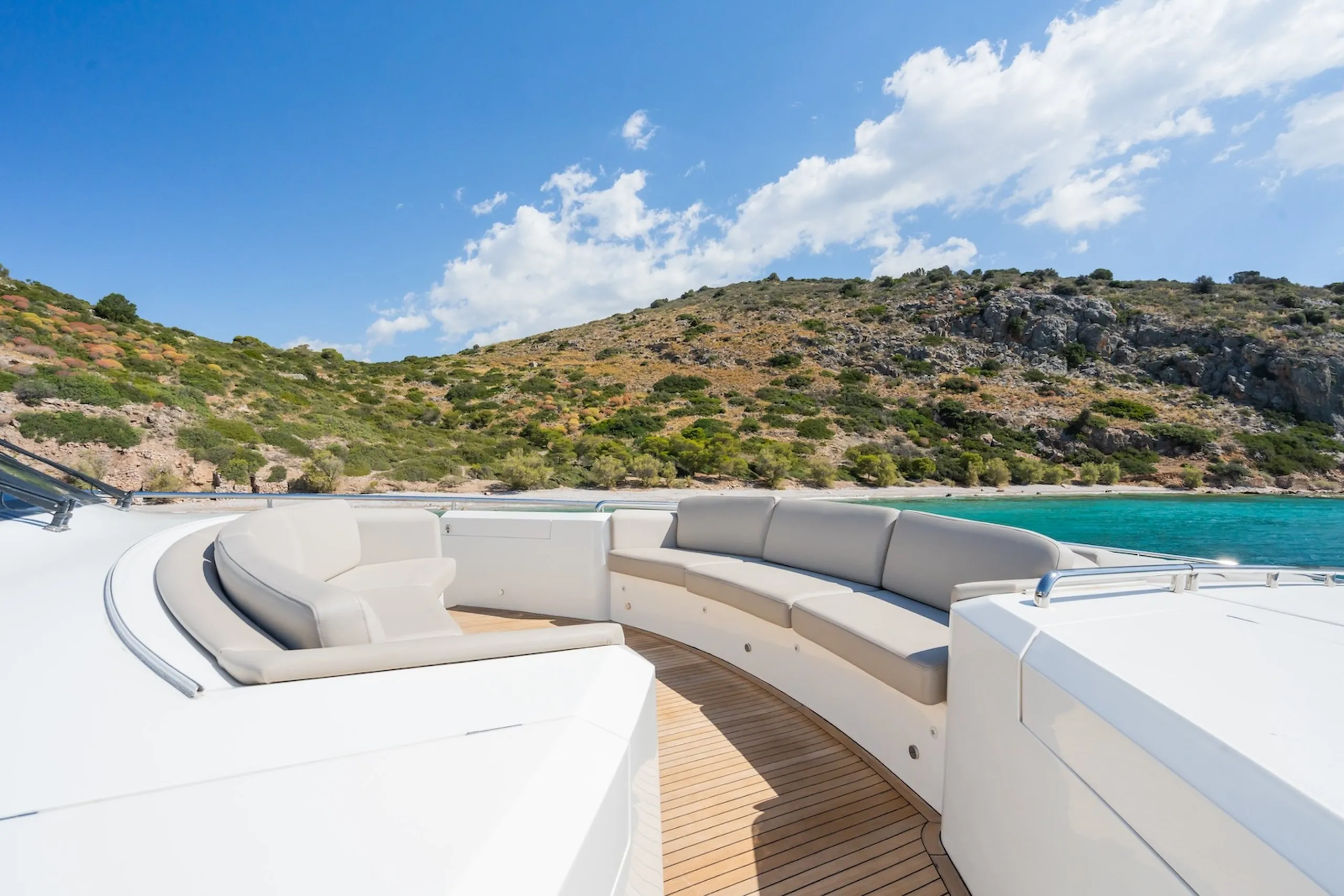 Princess Yachts 40m (photograph 7)