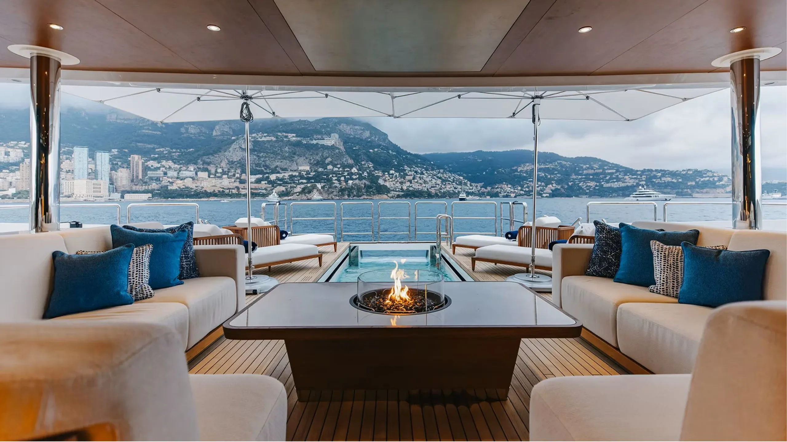 Benetti 70m (photograph 1)