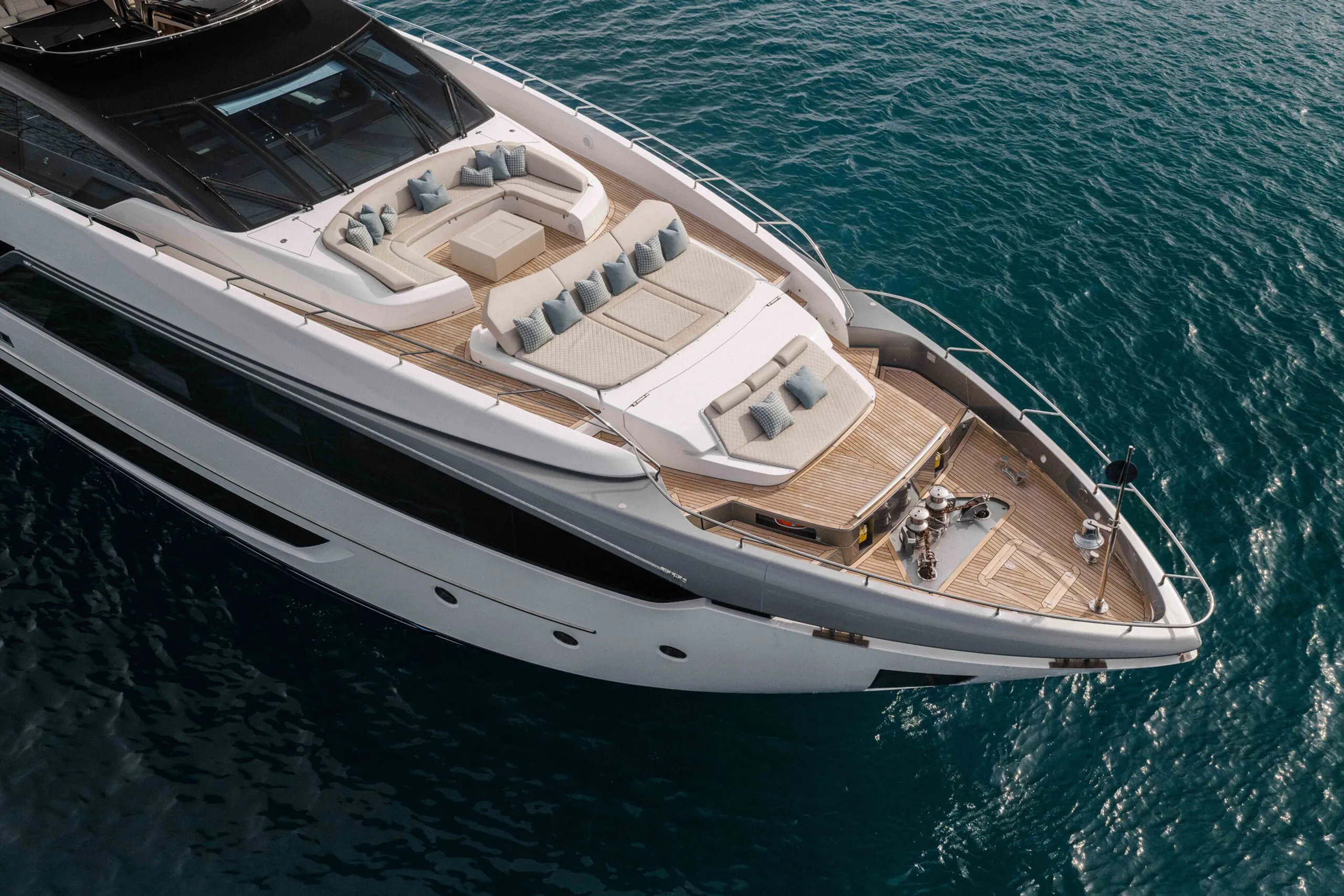 Riva 34m - Photograph 3