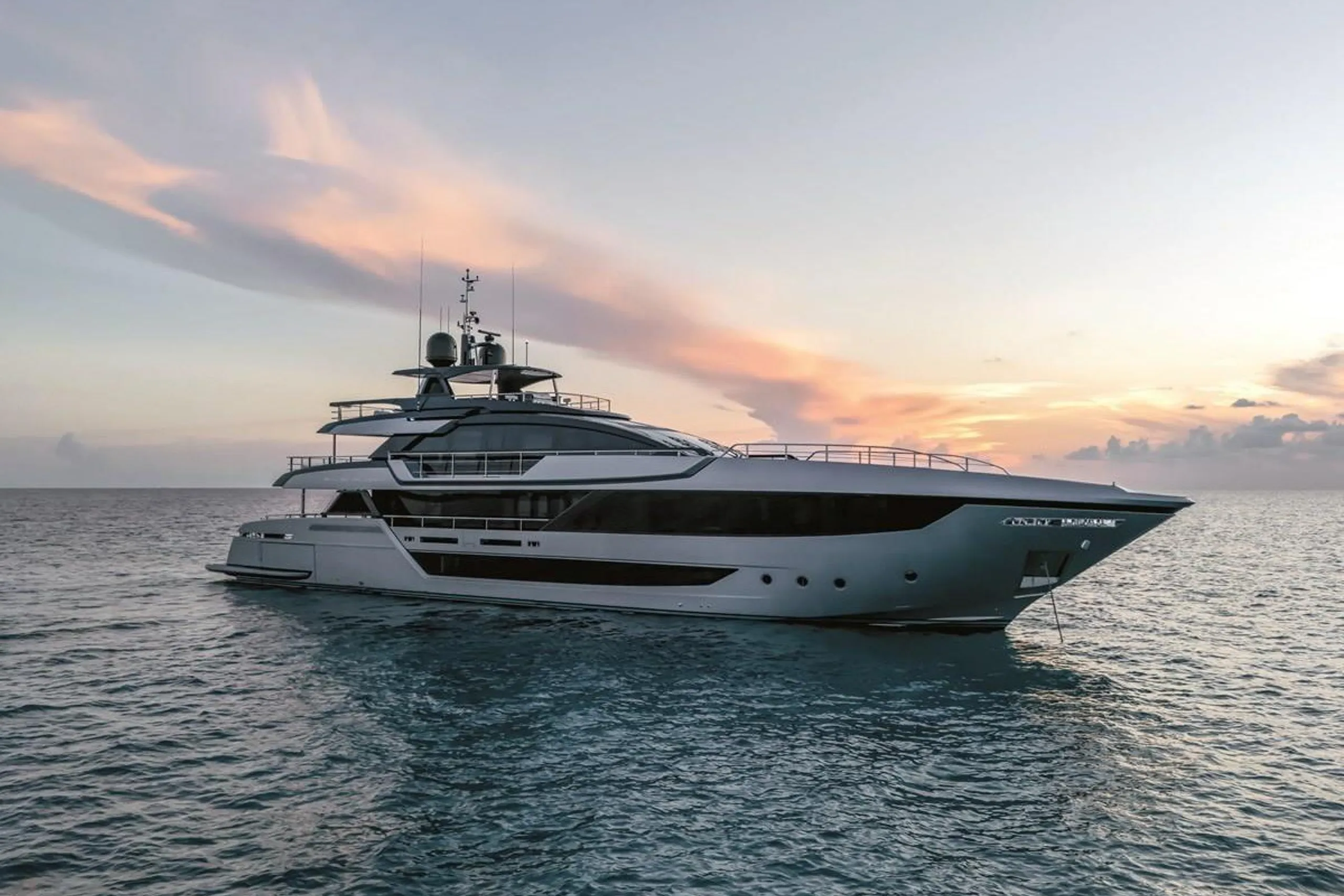 Riva 40m - Photograph 2