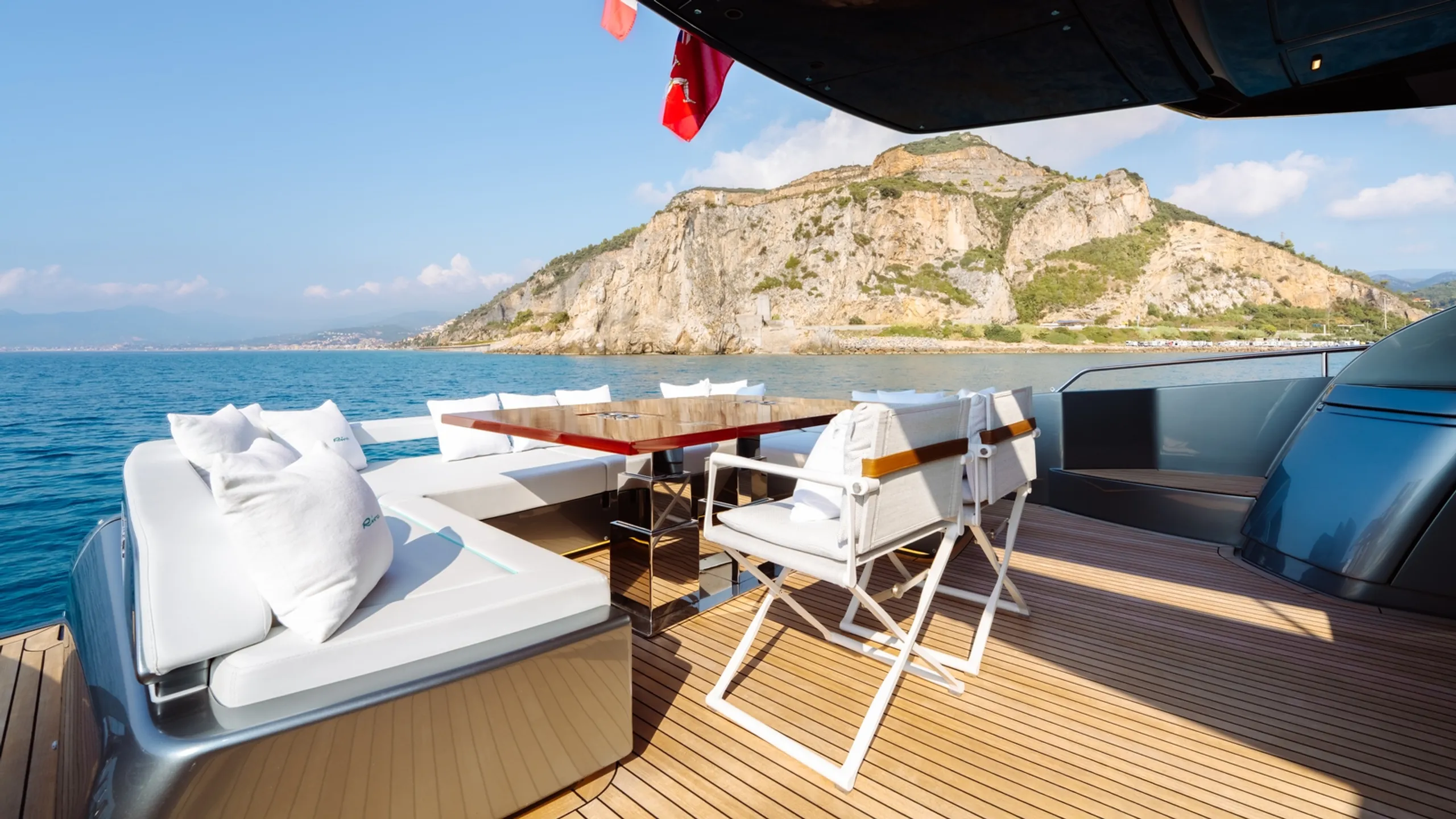 Riva 27m - Photograph 6