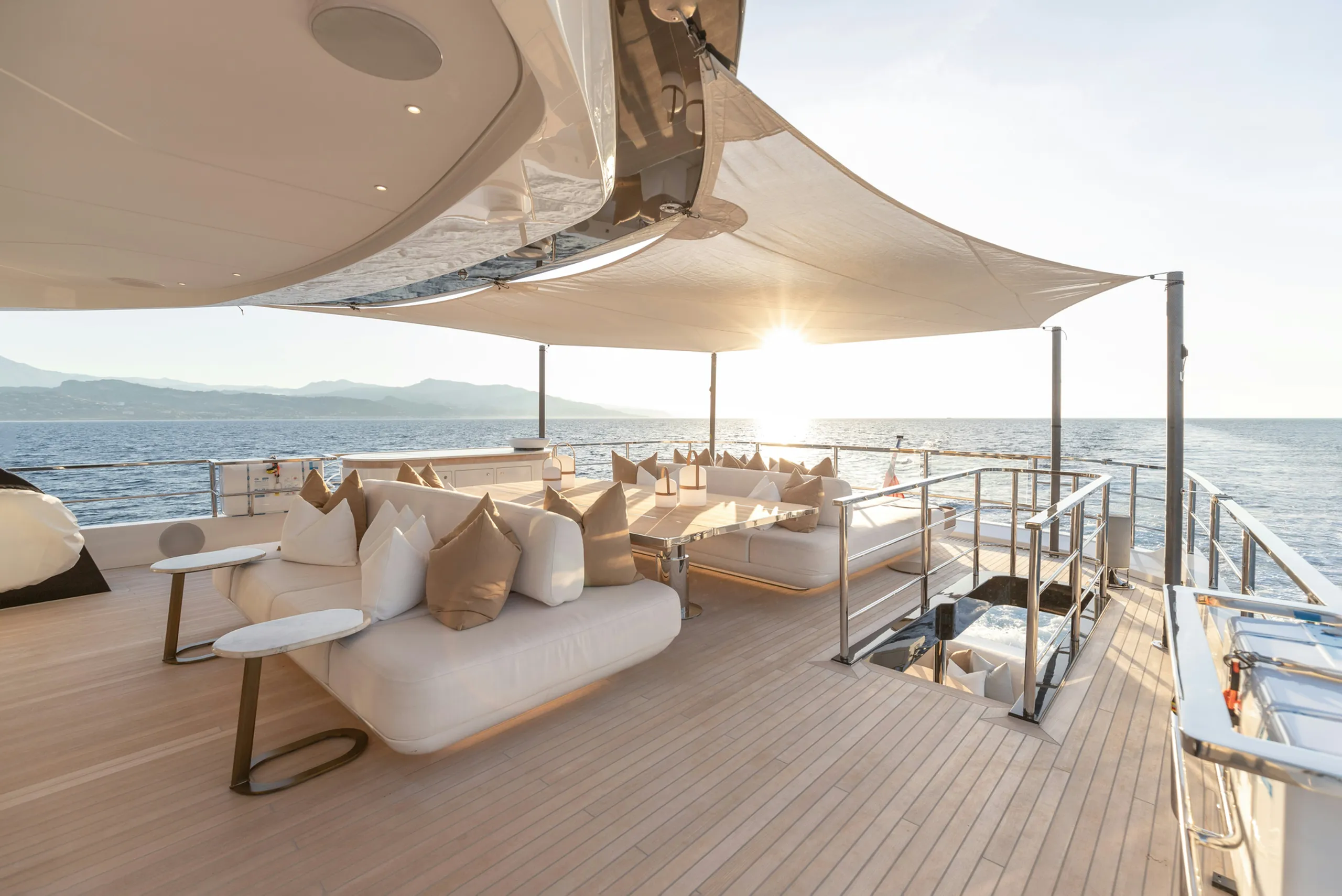 Azimut 36m - Photograph 2