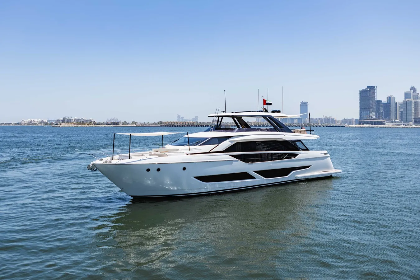 Ferretti 27 m, fotografia 1