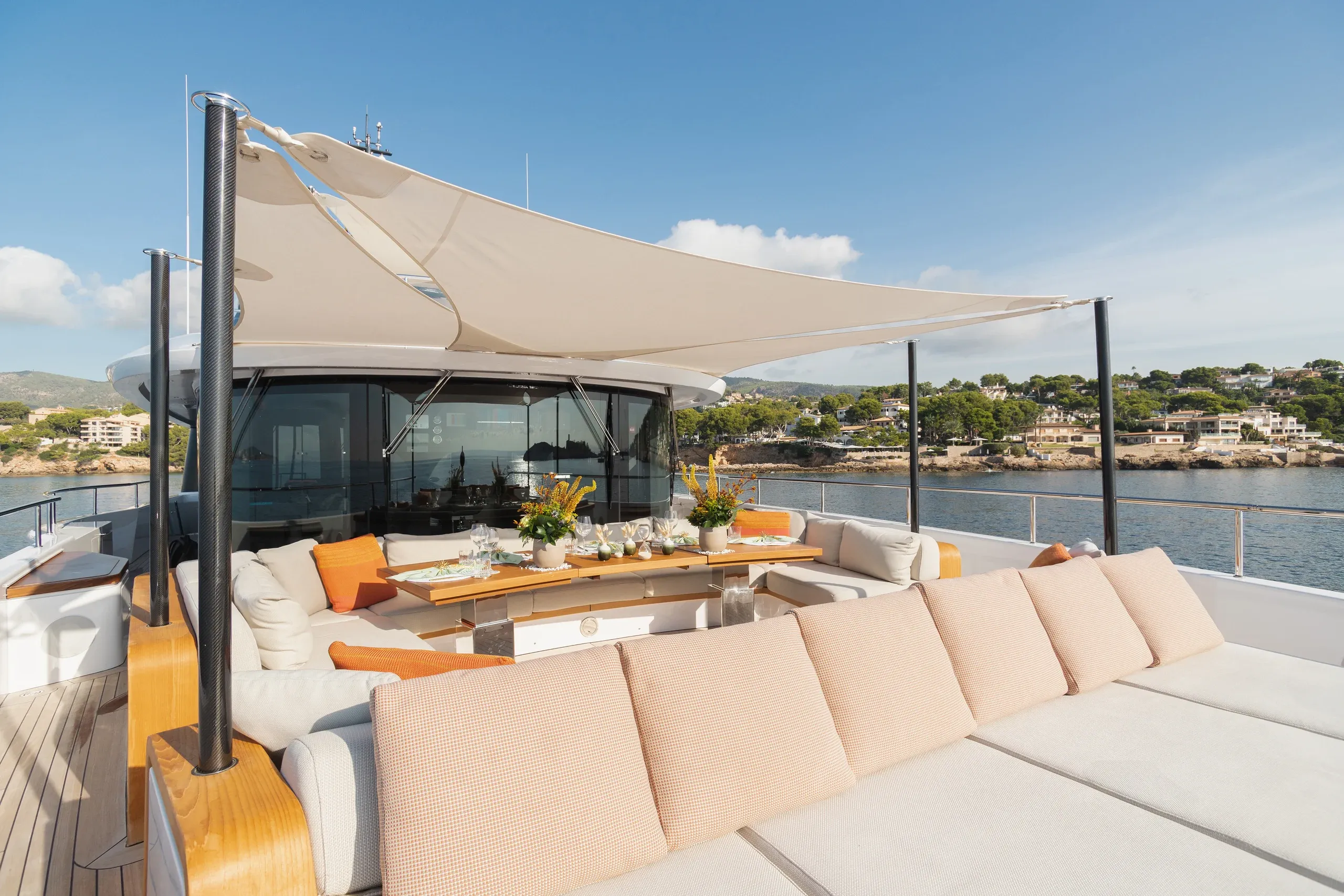 Benetti 40.8m (photograph 7)