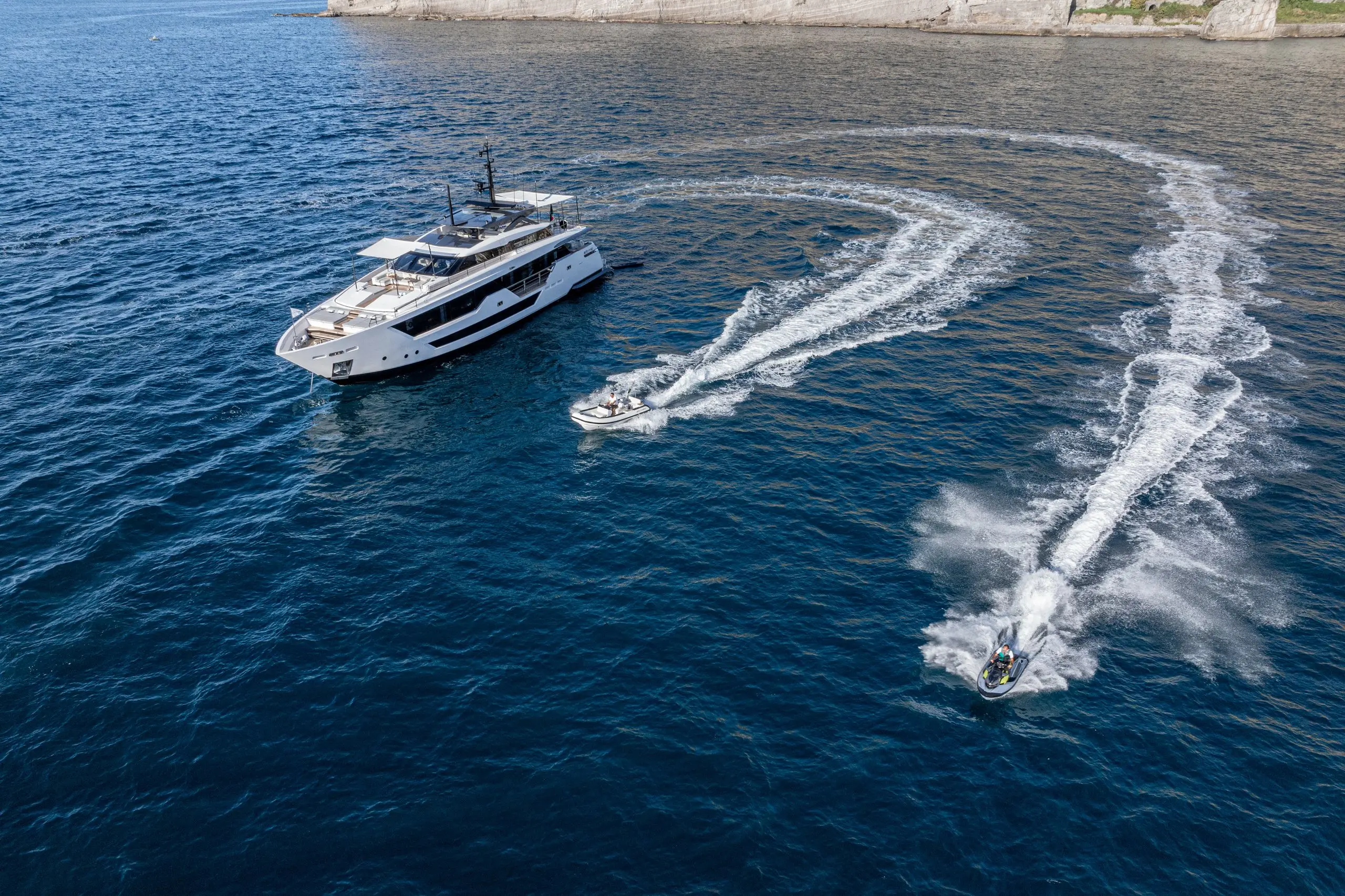 A first Mediterranean charter, what to expect.