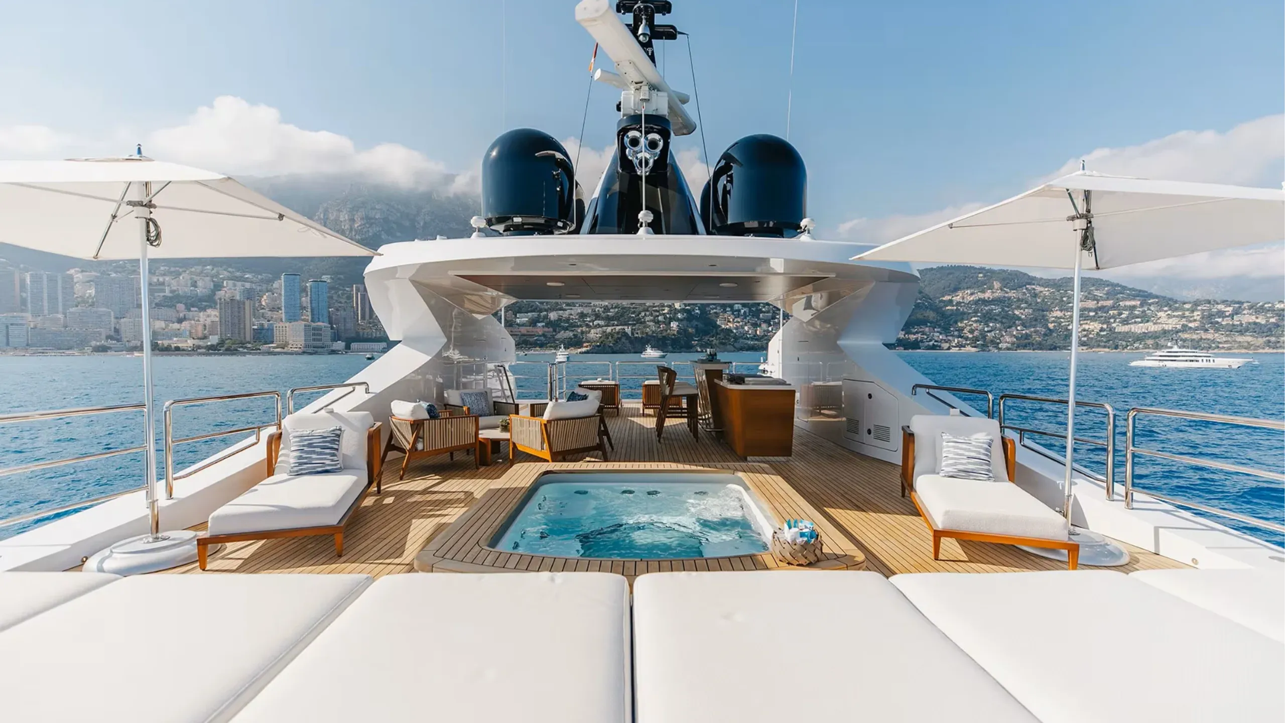 Benetti 70m (photograph 4)