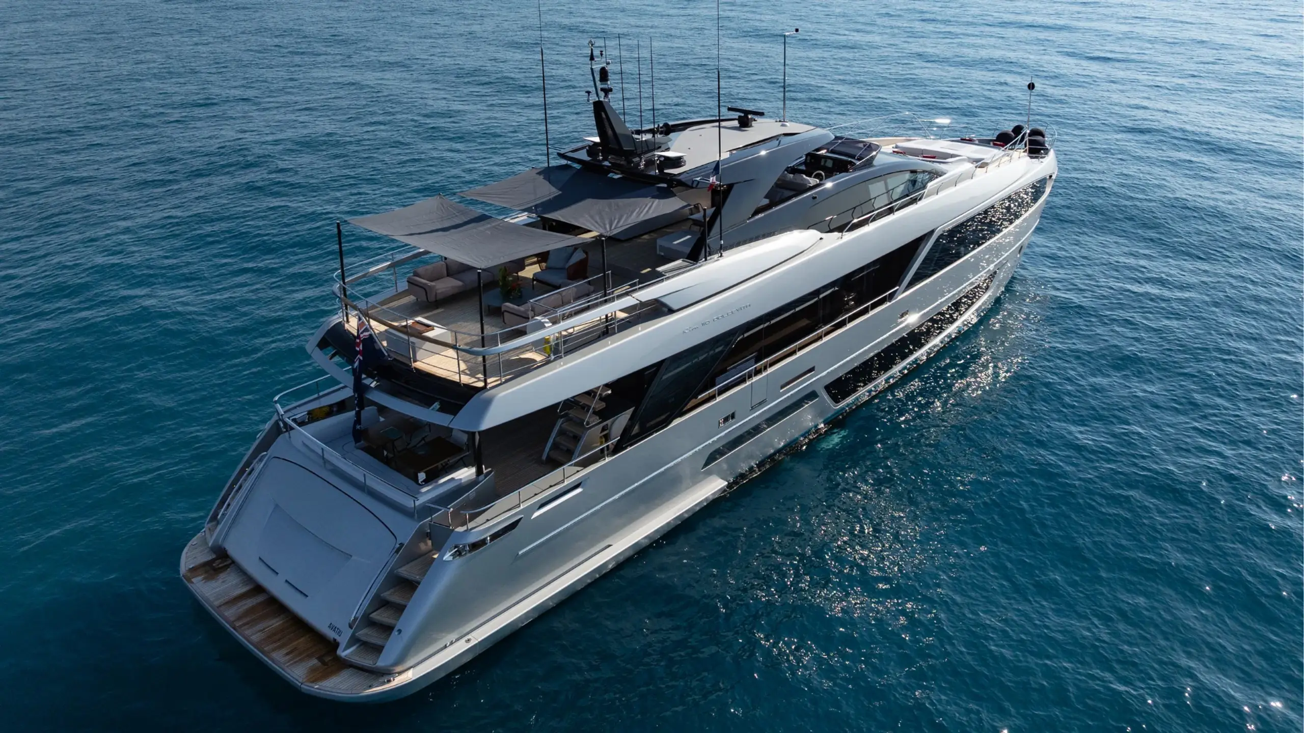 Riva 34-metre at anchor