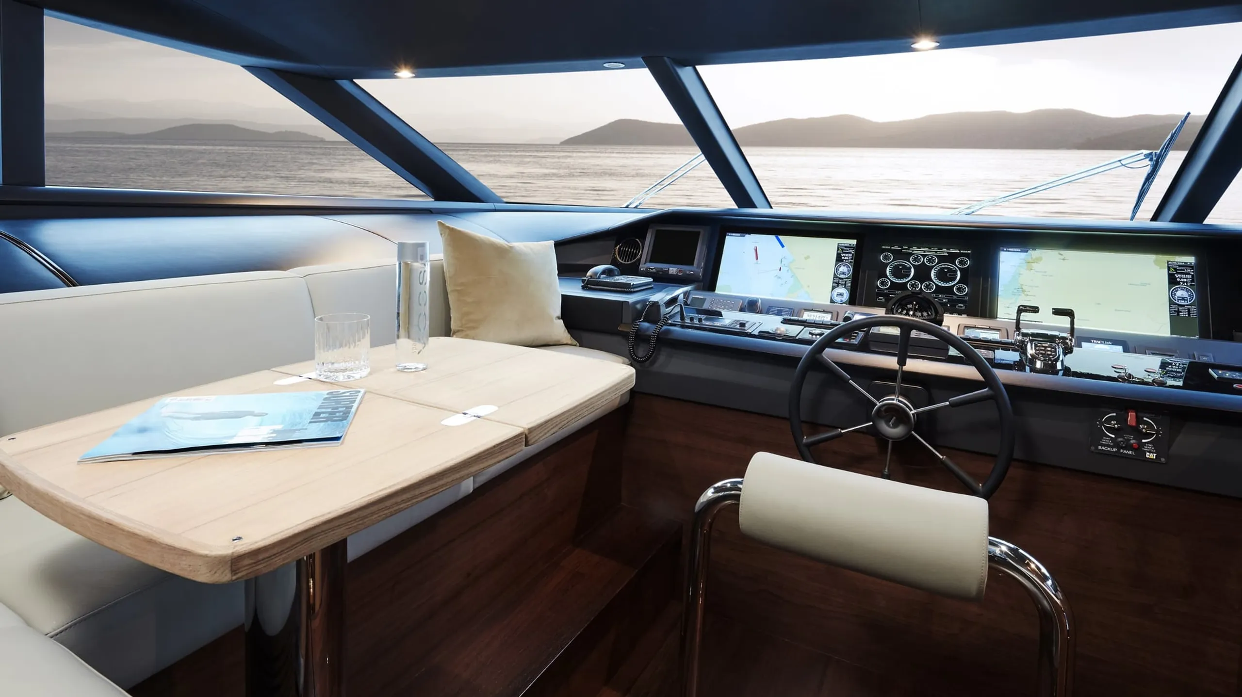 Princess Yachts 30m - Photograph 4