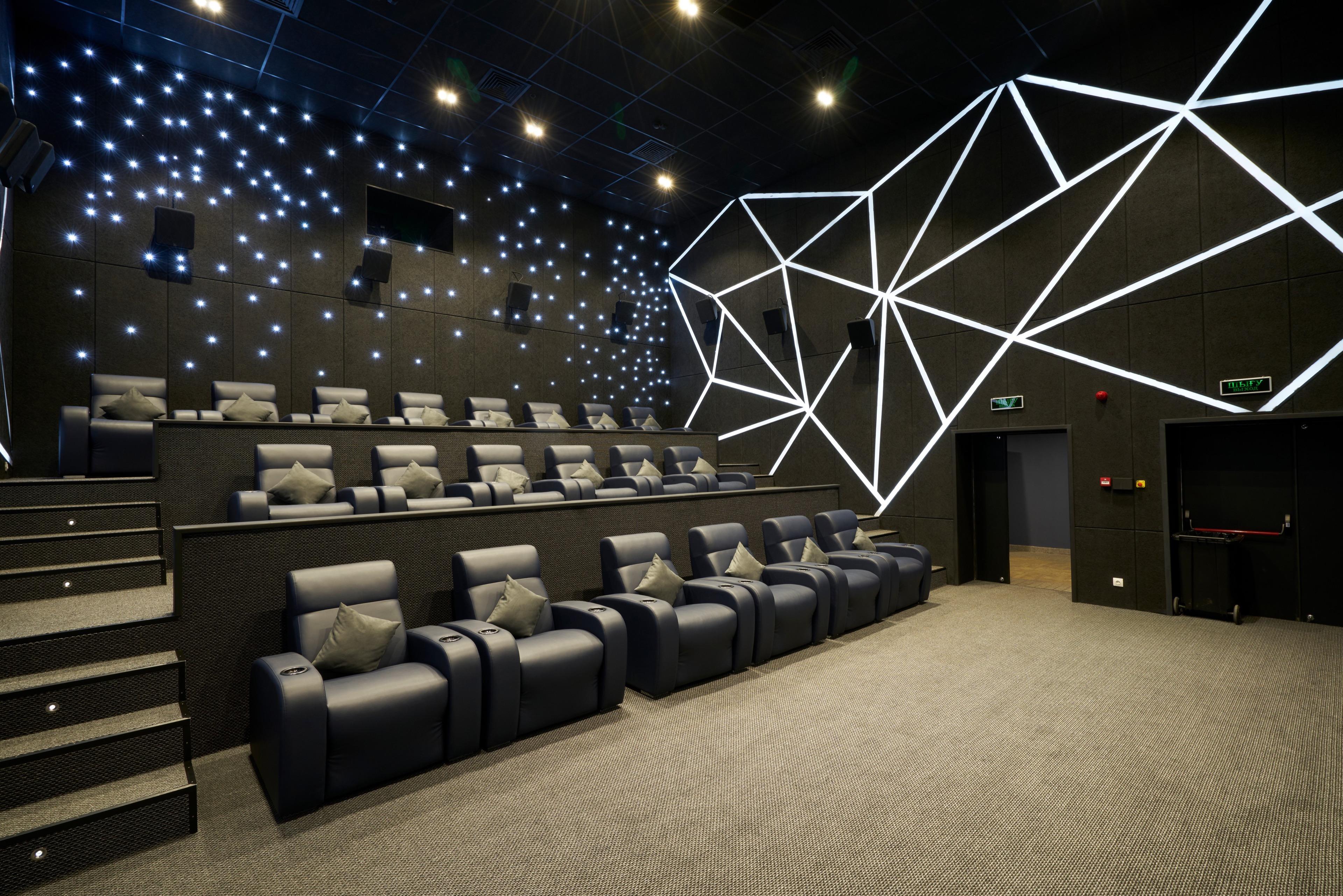Forum Almaty кинотеатрының көрермен залы