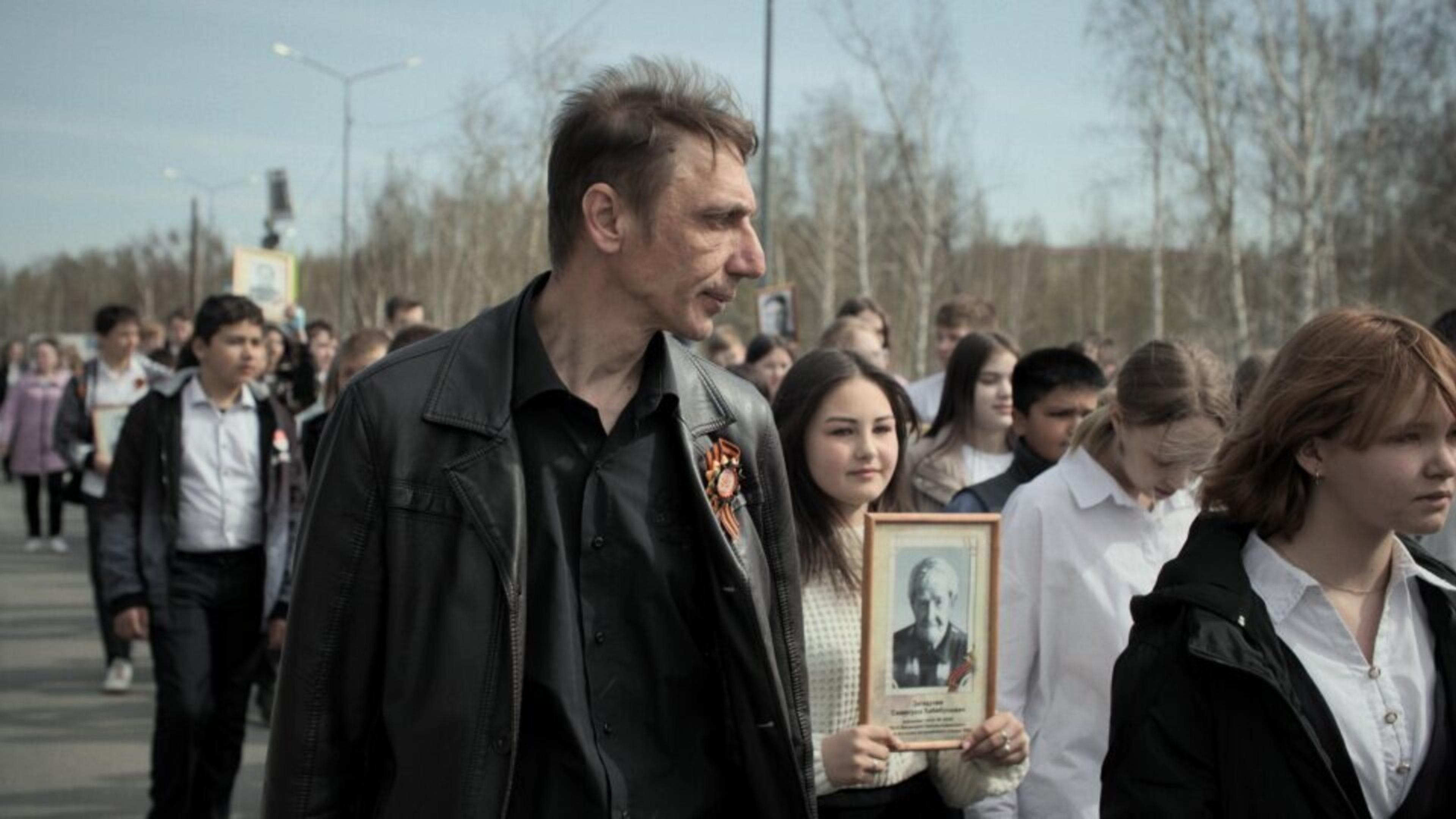 Mr. Nobody Against Putin фильмінен кадр