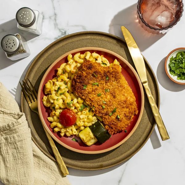 BBQ Crusted Chicken Breast with Mac N Cheese