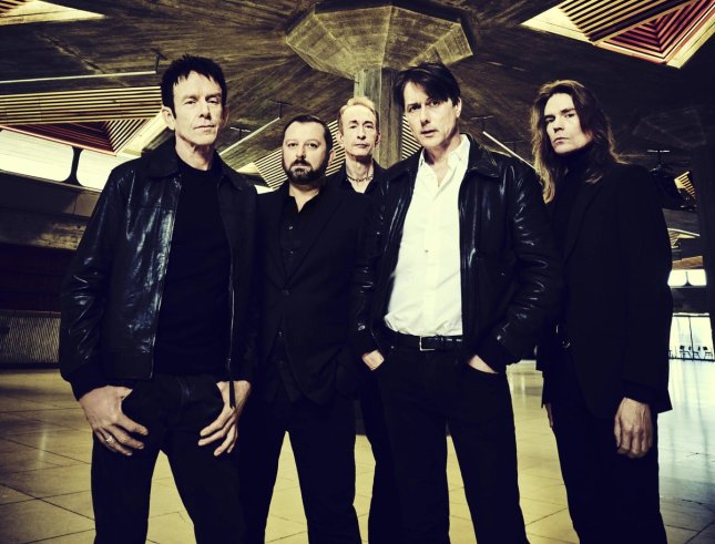 Suede - Antidepressants Dancing With The Europeans Tour