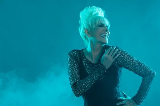 Valeria Lynch - Aplazado al 8 octubre 2026