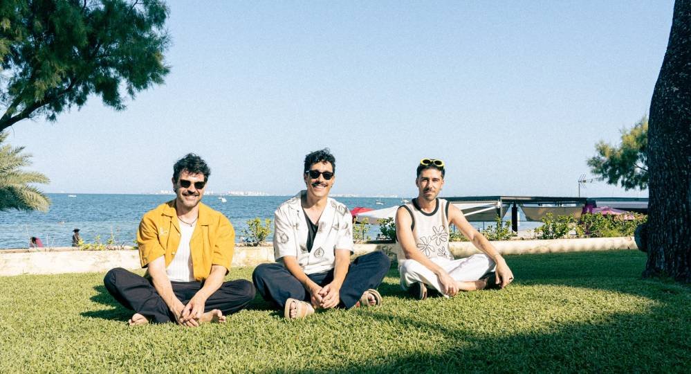 EXCAPPLEMUSIC__1000x540