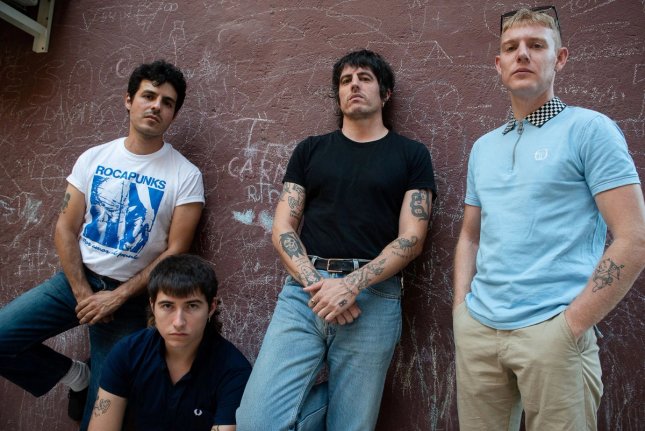 Biznaga + Tetas Frías, Rotura