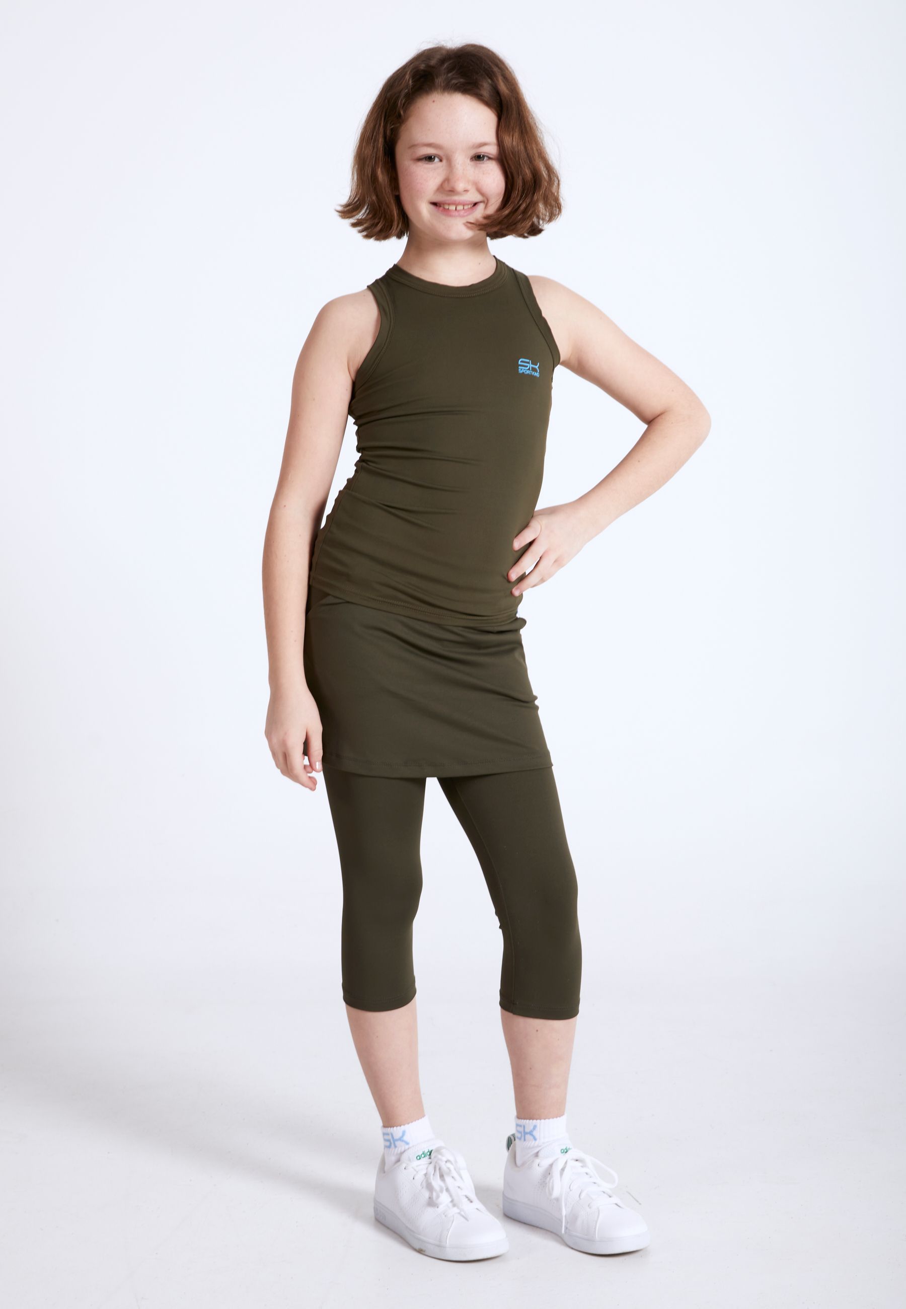 Kind im SPORTKIND 2-in-1 Khaki