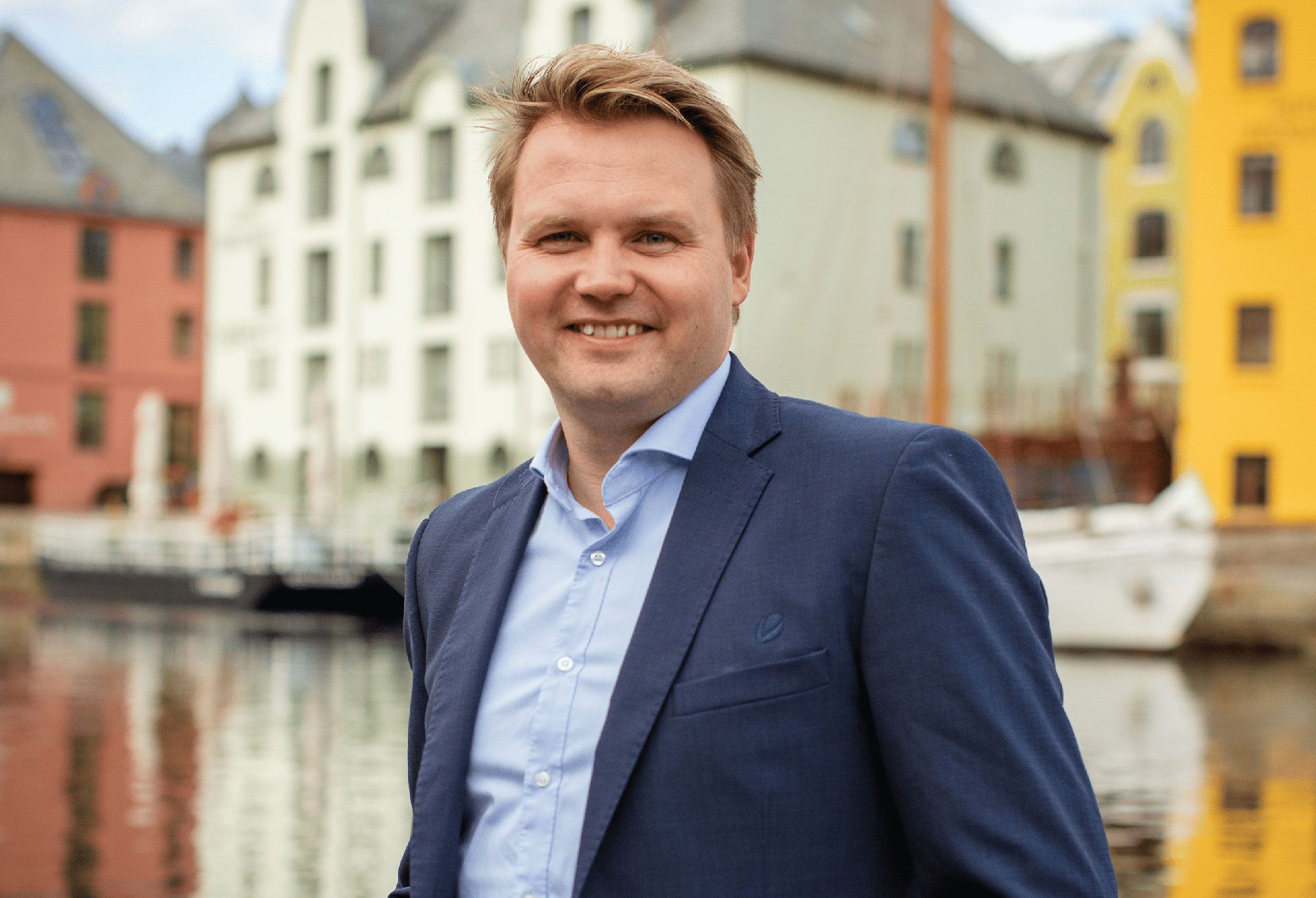 Eirik Vartdal som er banksjef i Sparebanken Norge i Ålesund