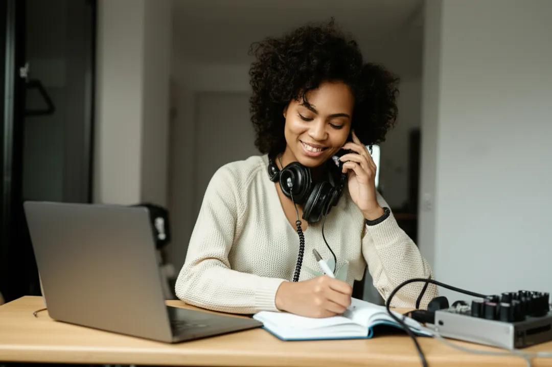 Remote collaboration and consultation services for creators