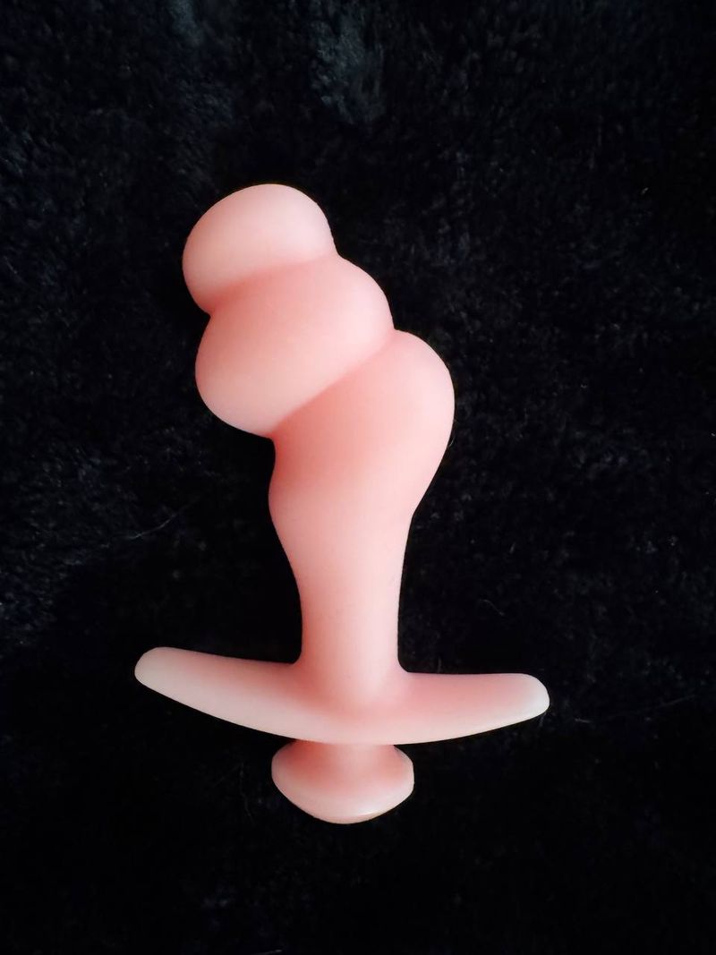 Игрушки с выпуклостями специально созданый для стимуляции простаты, что подарит мужчине новый для него вид удовольствий.