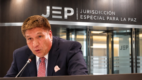 “Puerta giratoria” en la JEP: cuestionan permanencia de directivos y millonarios contratos