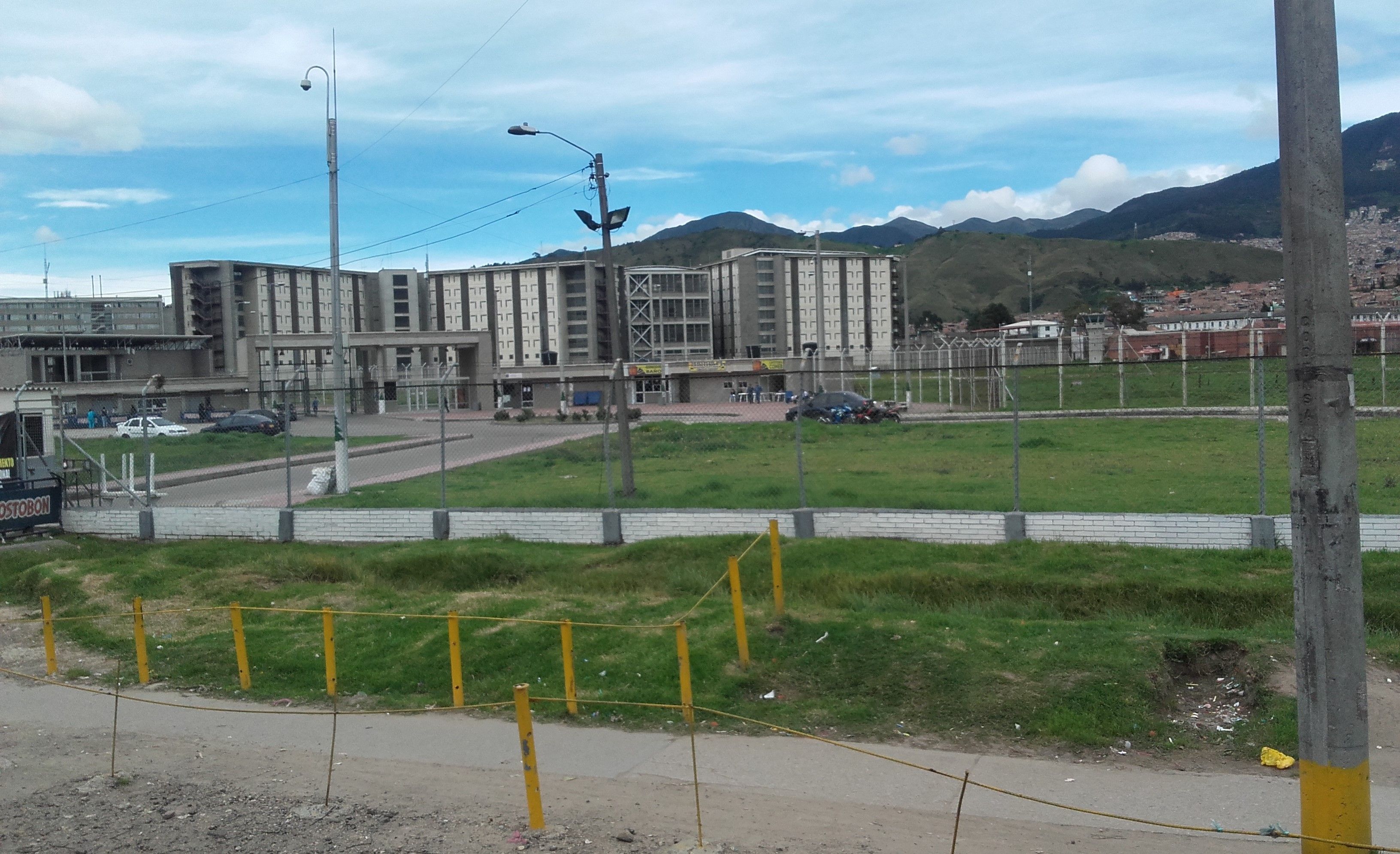 Vista exterior de la cárcel La Picota en Bogotá, establecimiento penitenciario de Colombia