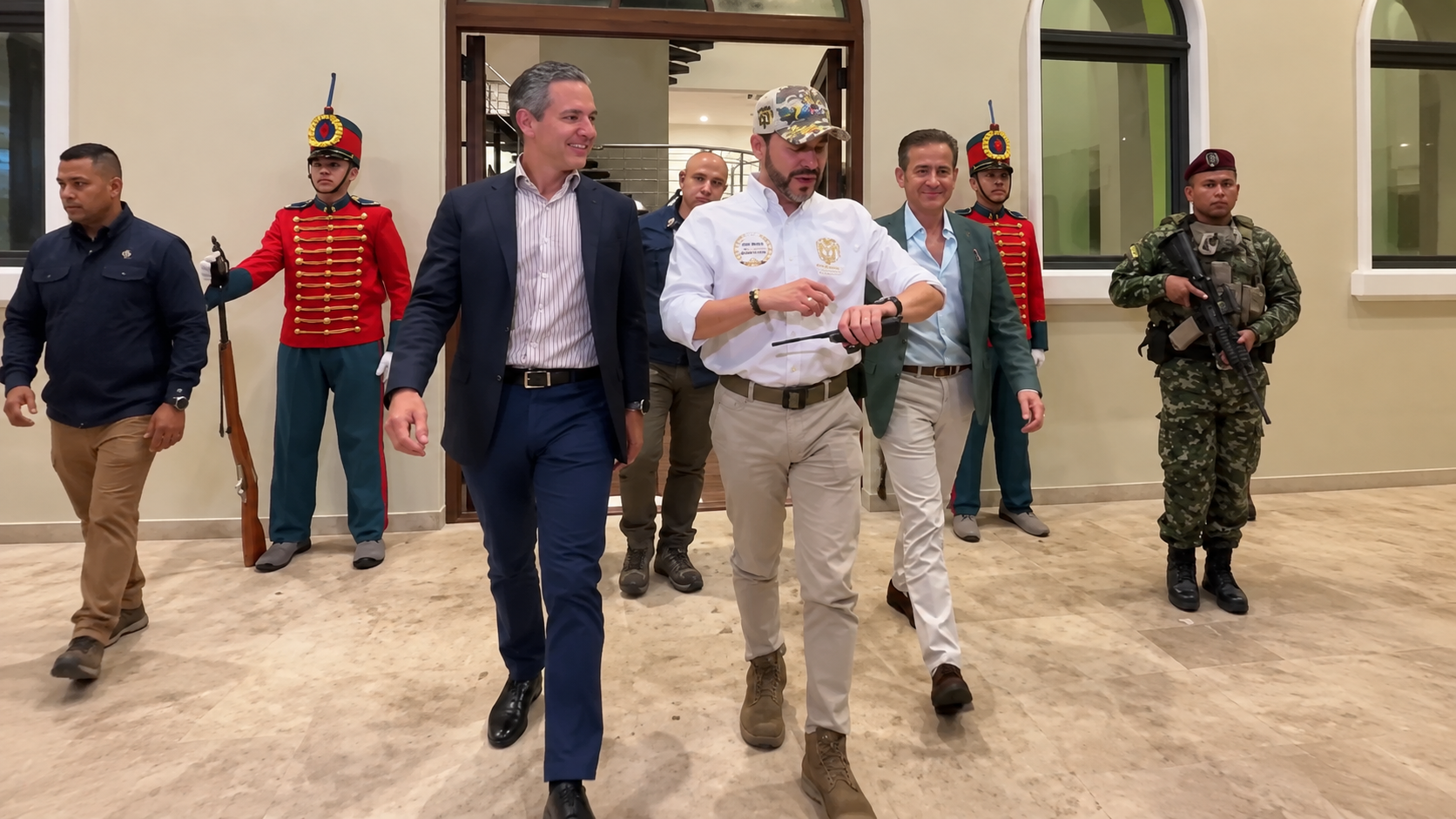 El Gobierno anunció que David Vélez, fundador de Nubank, será asesor ad honorem para apoyar la estrategia de inteligencia artificial y transformación tecnológica del Estado colombiano.